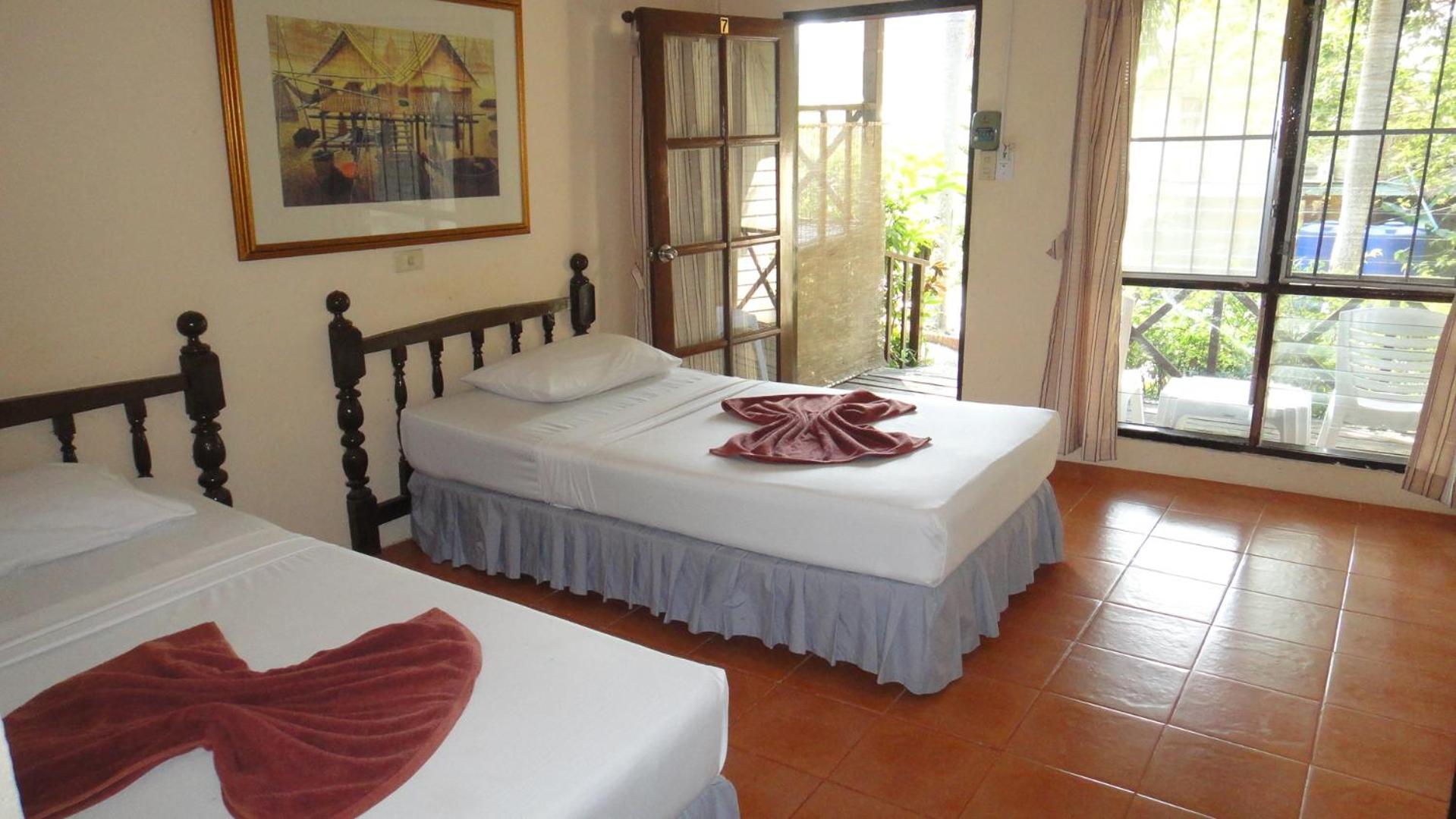 Tropical Garden Bungalow