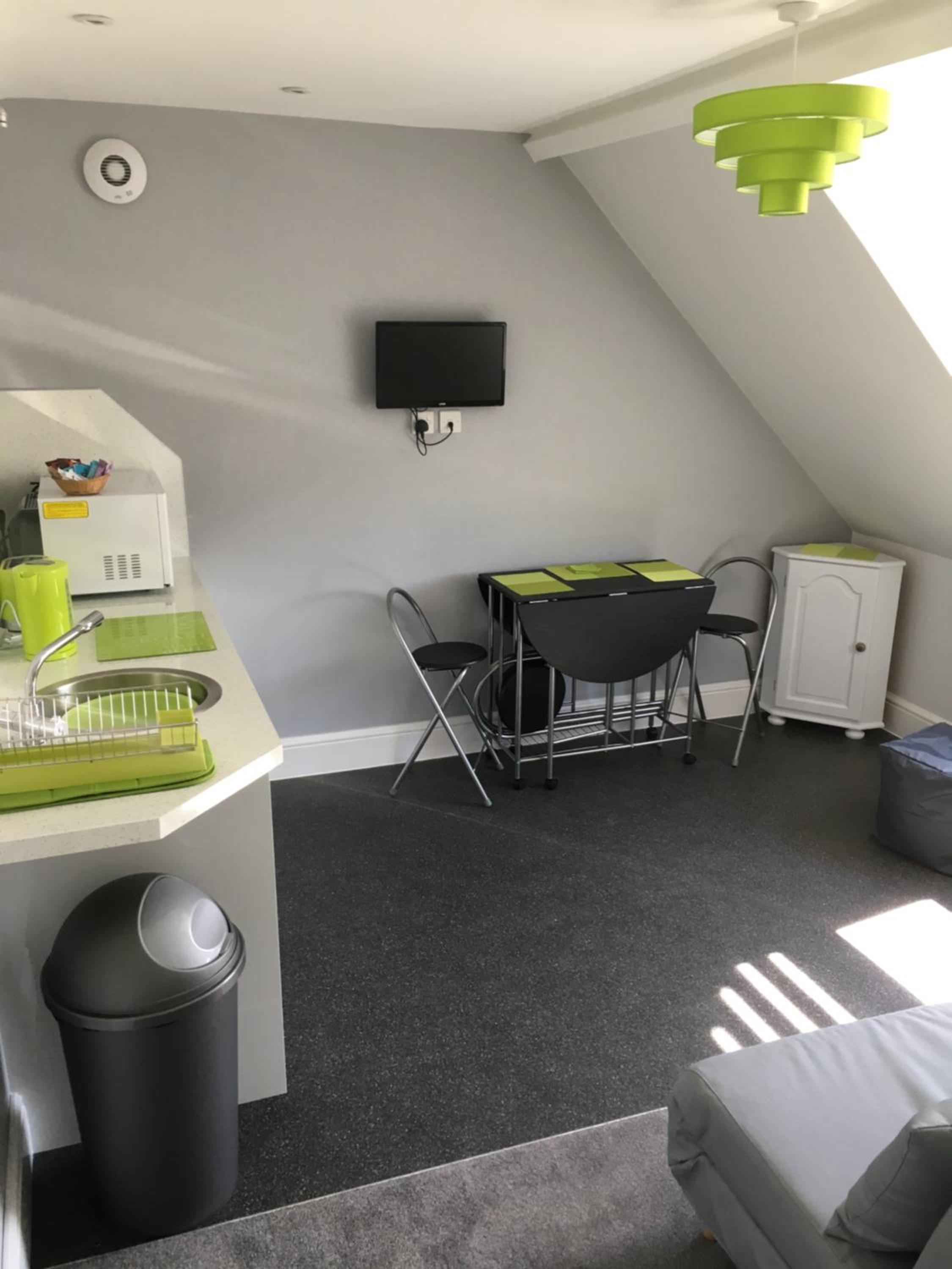 Rivendell Holiday Studios & Suite