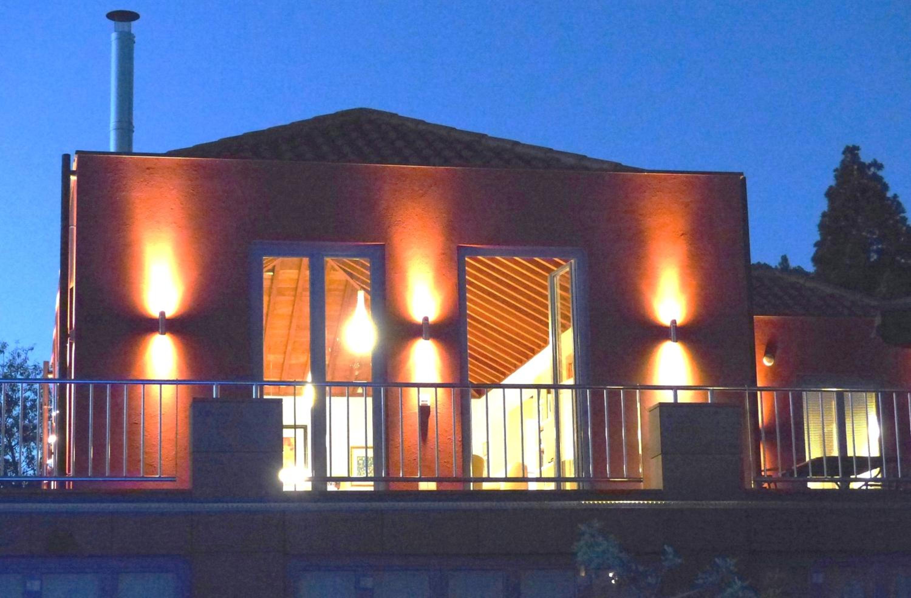 Photo 33