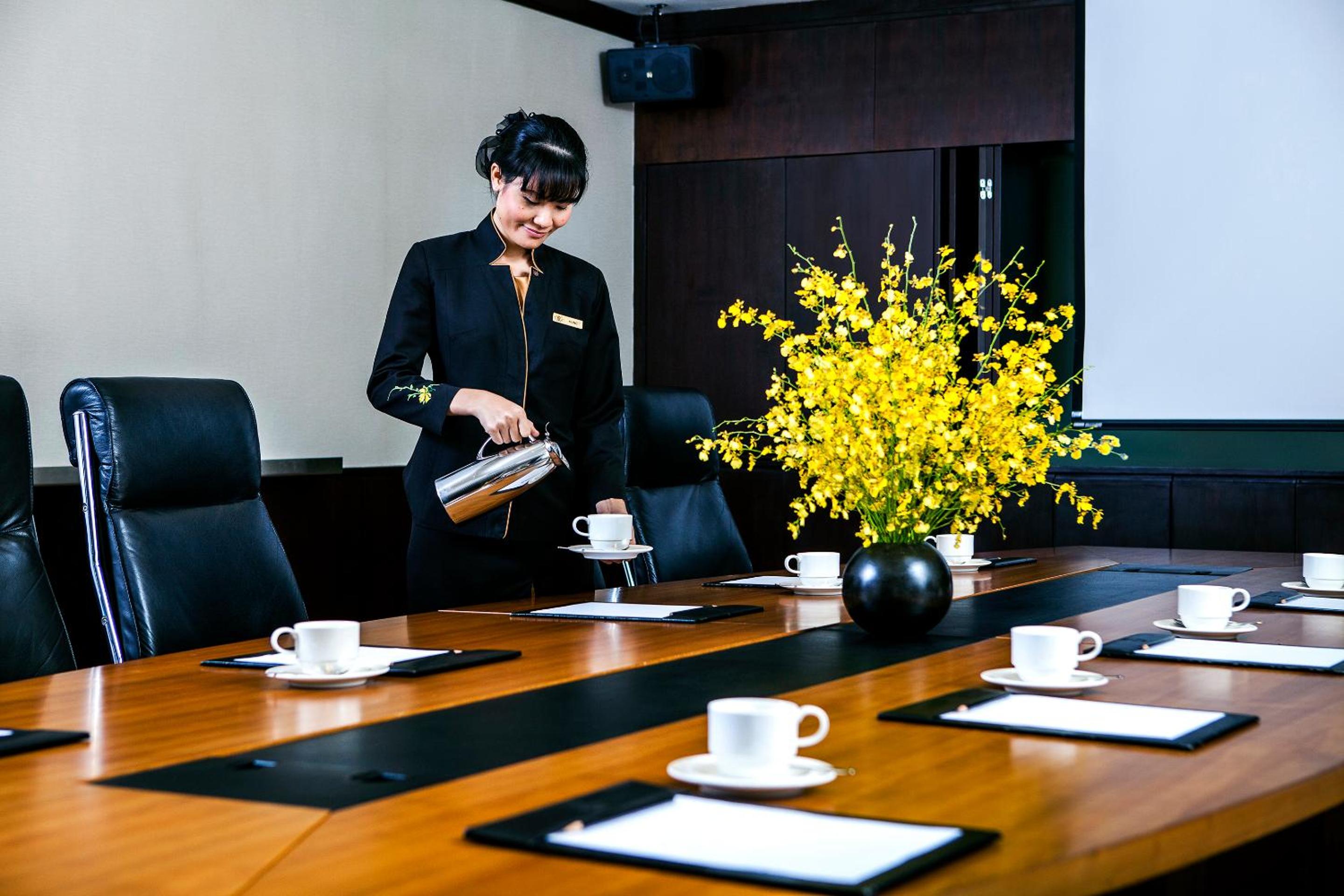 meeting & event spaces