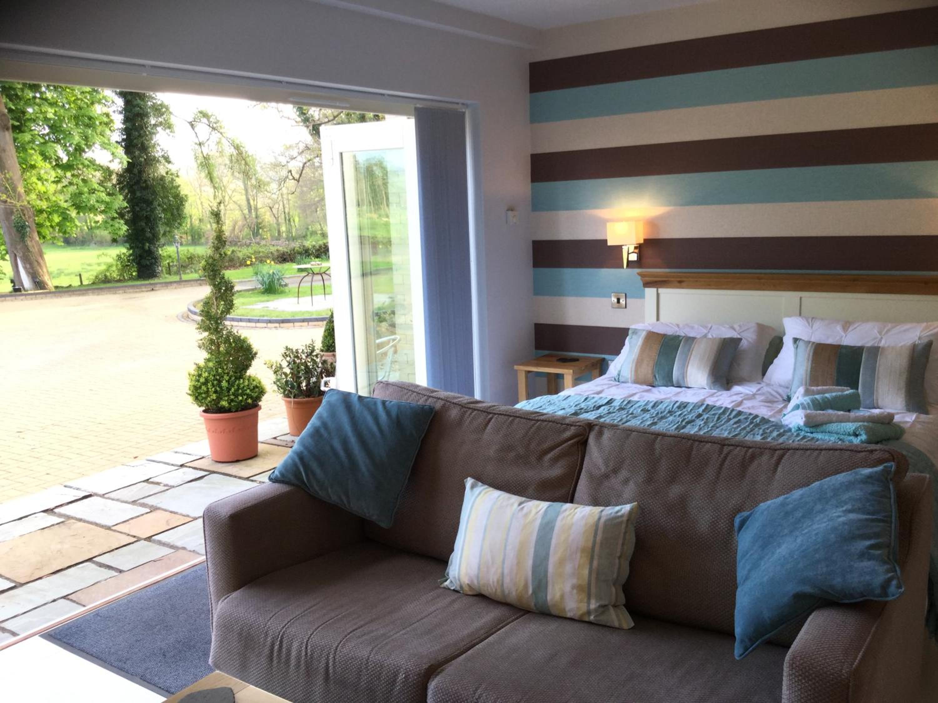 Plas Y Dderwen Bed and Breakfast