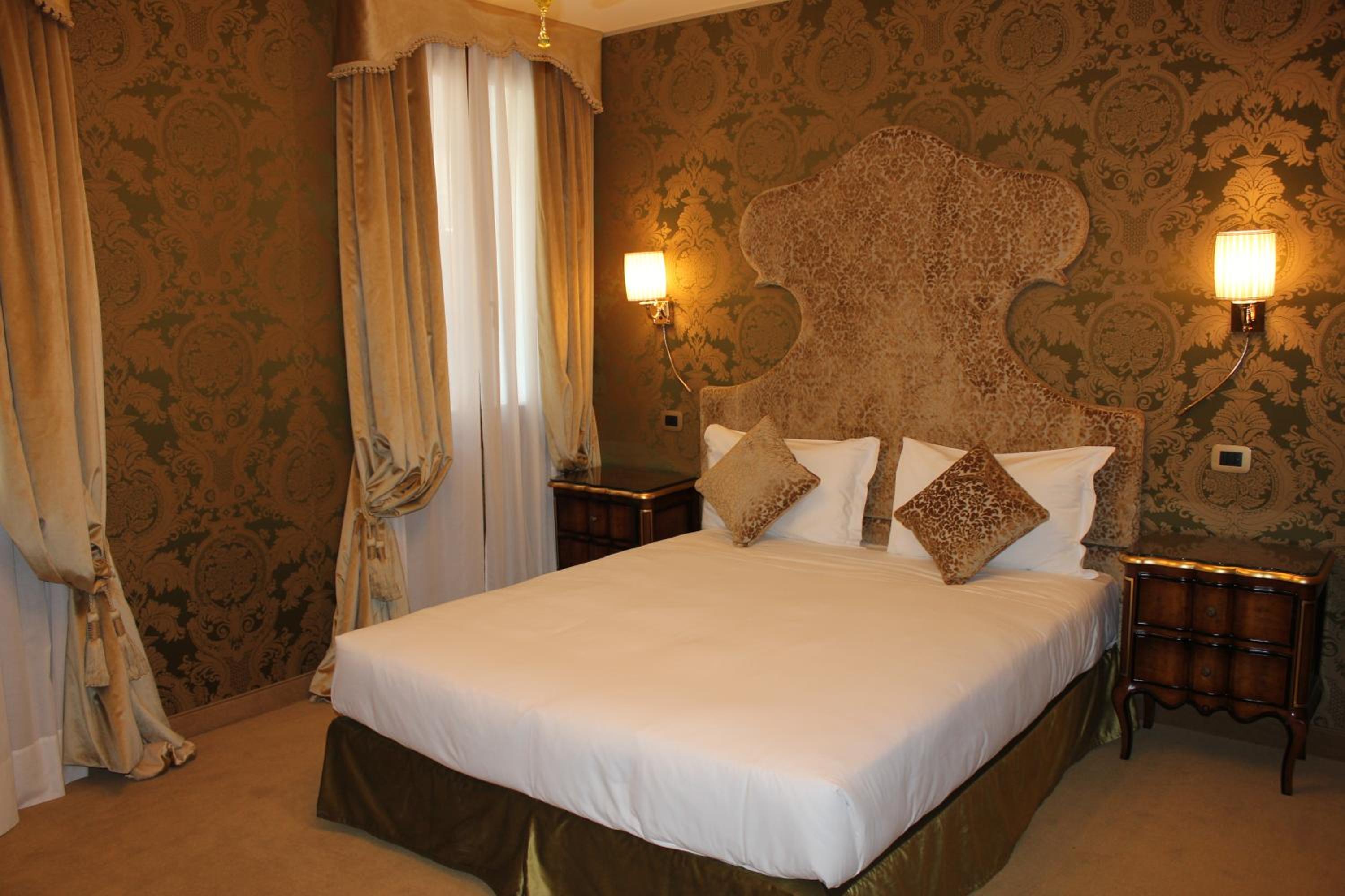 Hotel Casanova photo 2