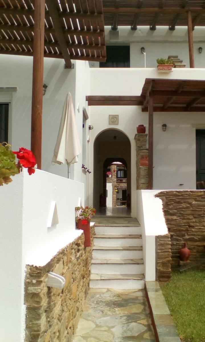 Myrtia Studios