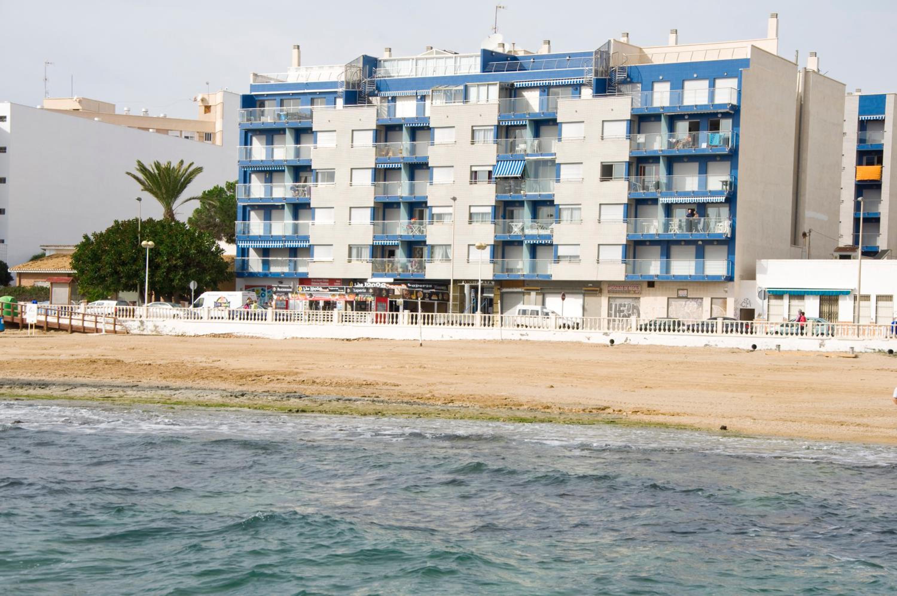 Apartment Los Locos Beach view 4
