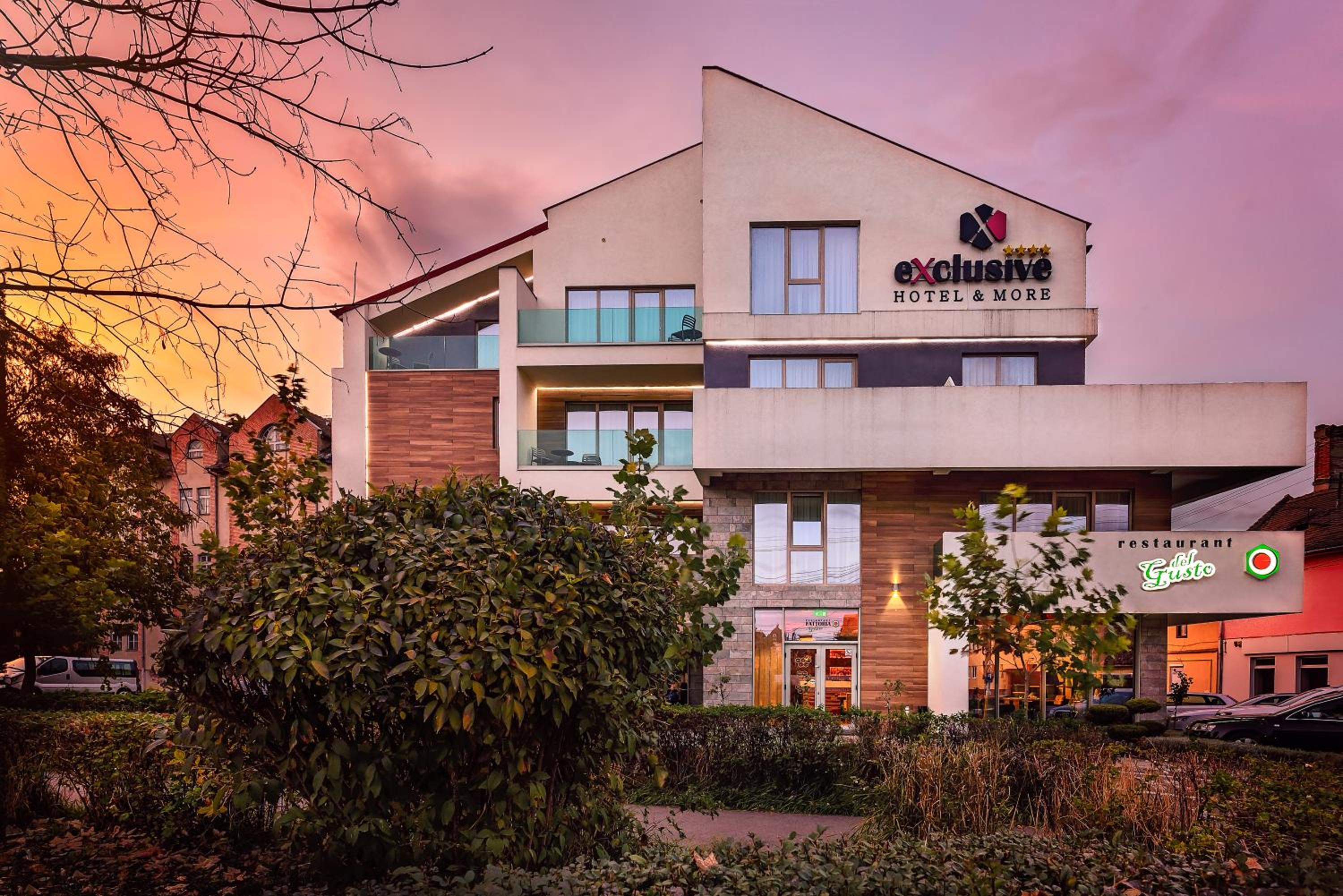 Hotel Exclusive Hotel & More - Image 1