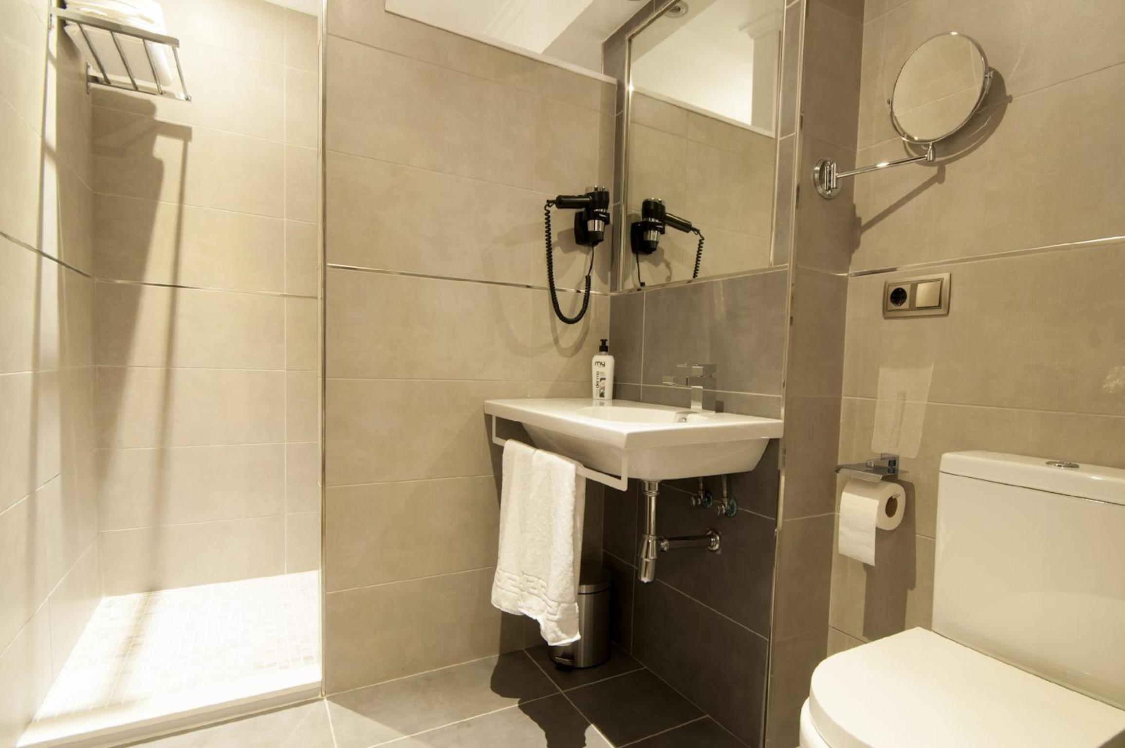 Apartamentos Turísticos Llanes