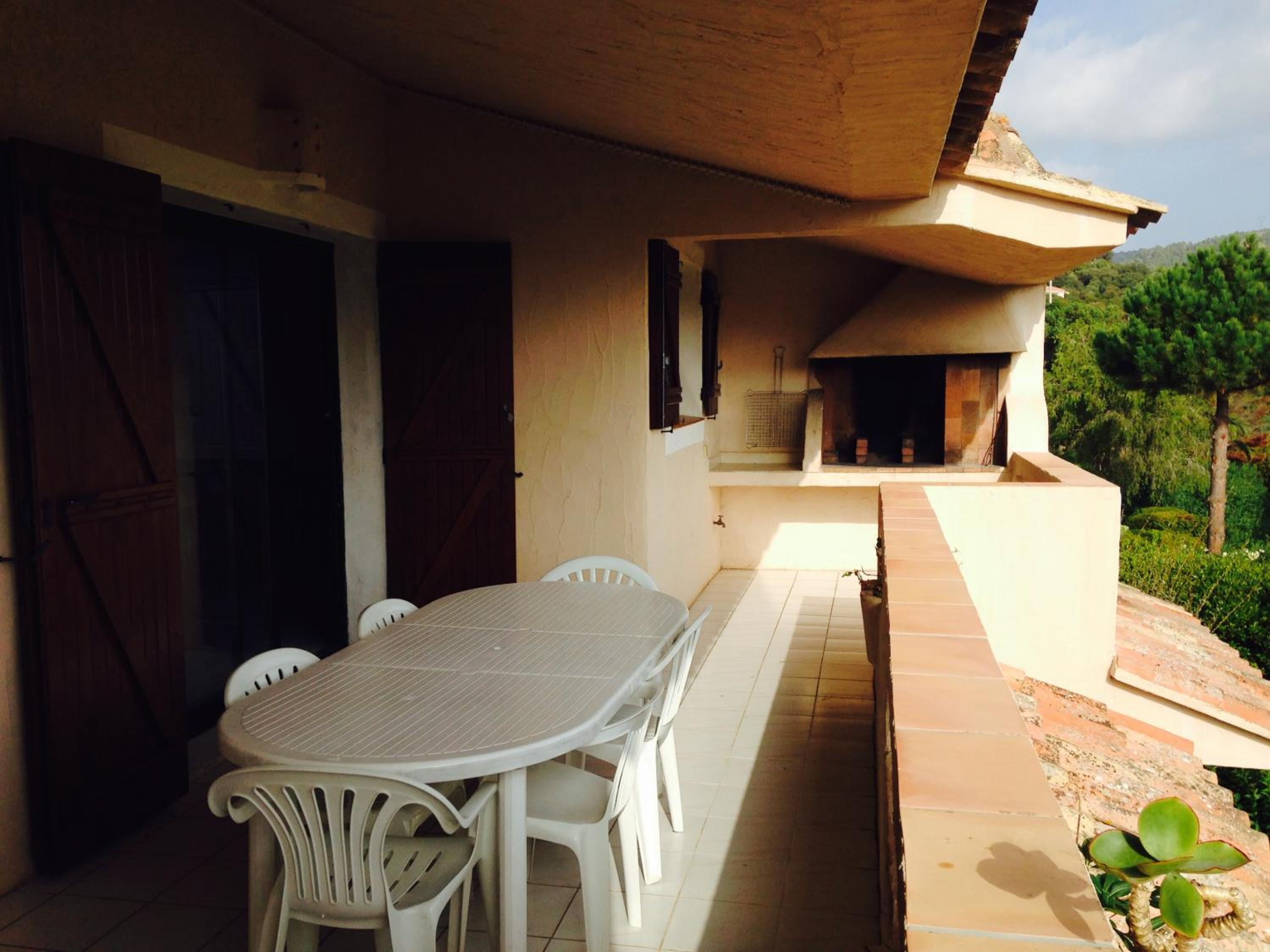 outdoor BBQ area