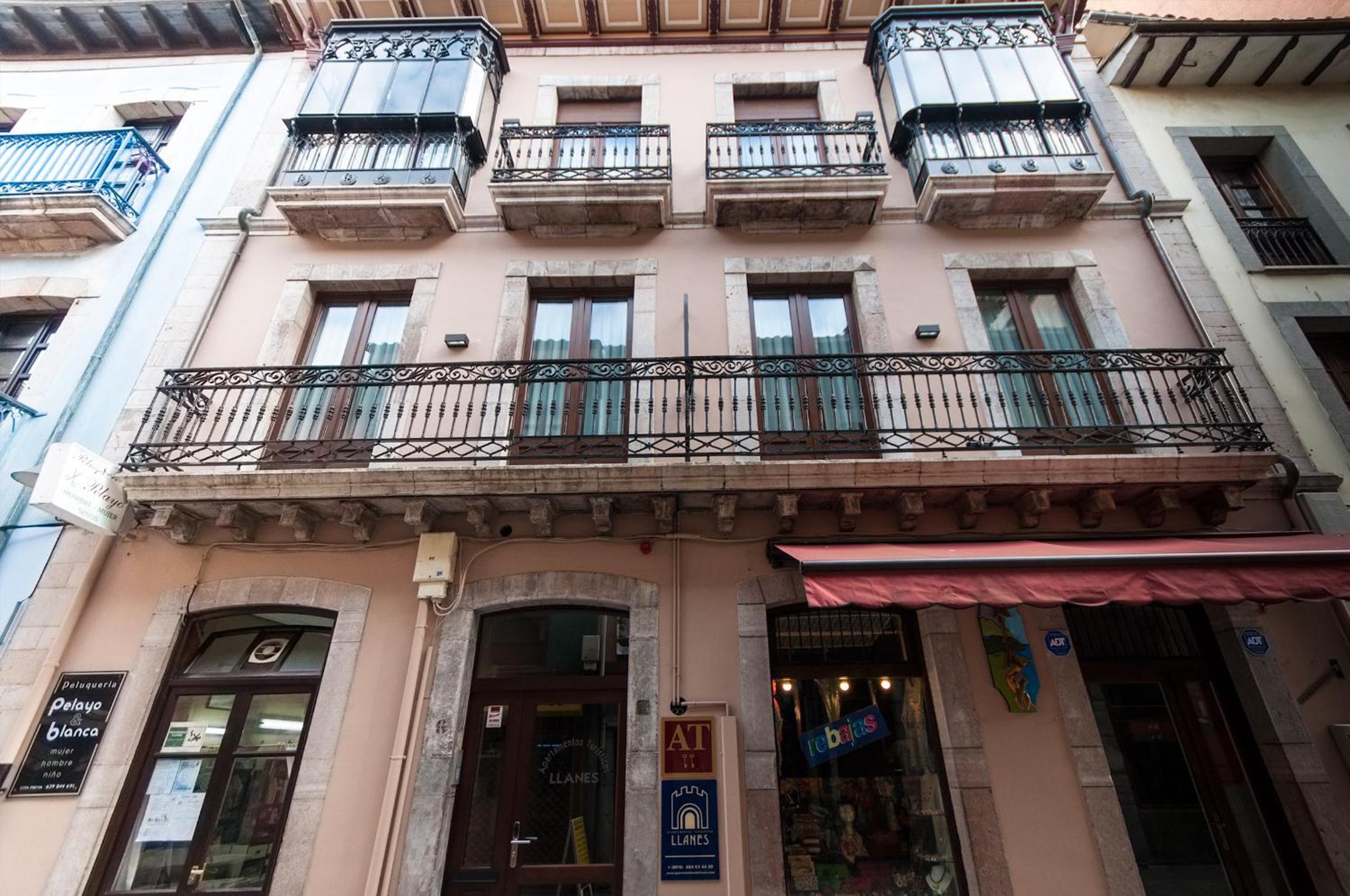 Apartamentos Turísticos Llanes