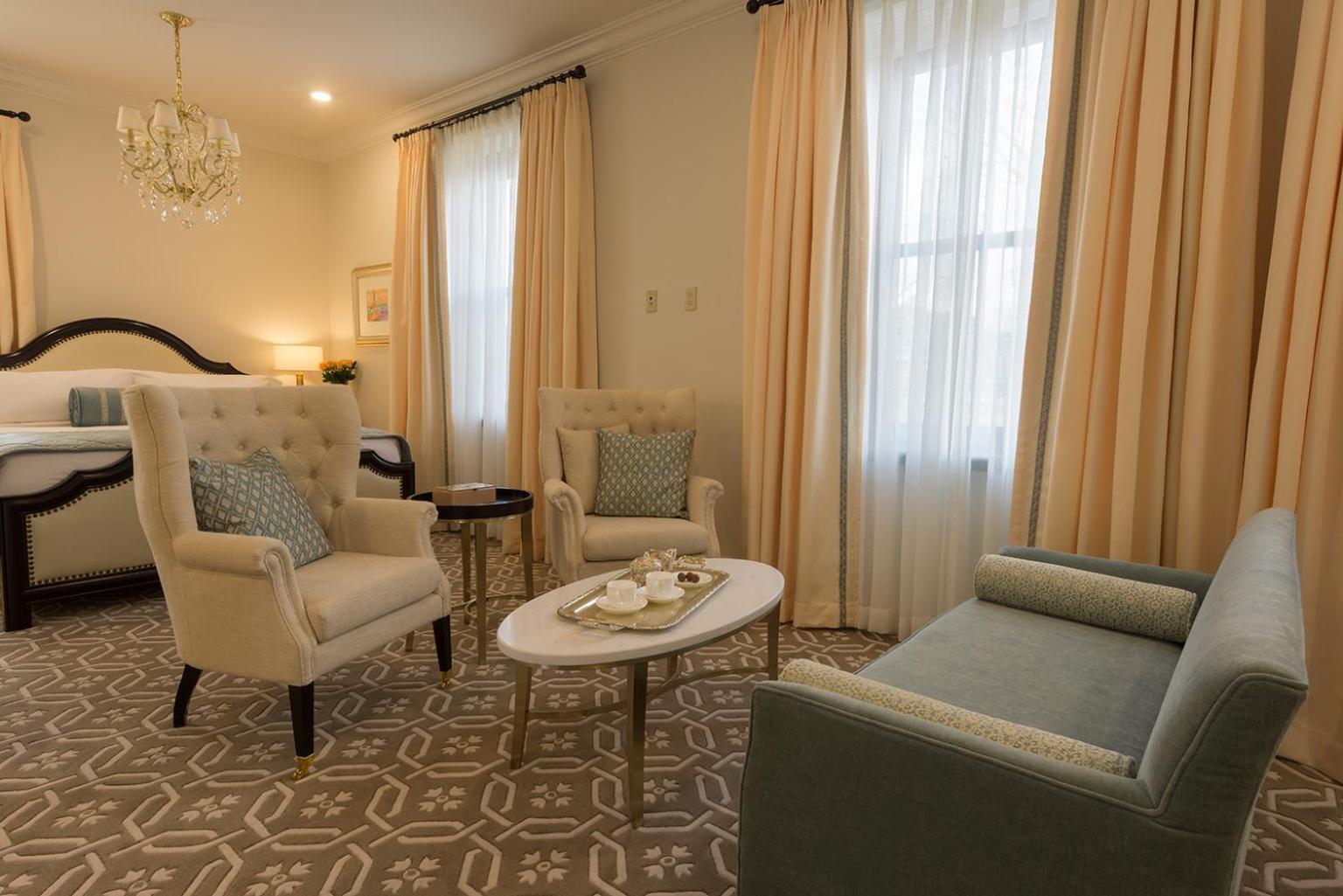 Sydney Boutique Inn & Suites