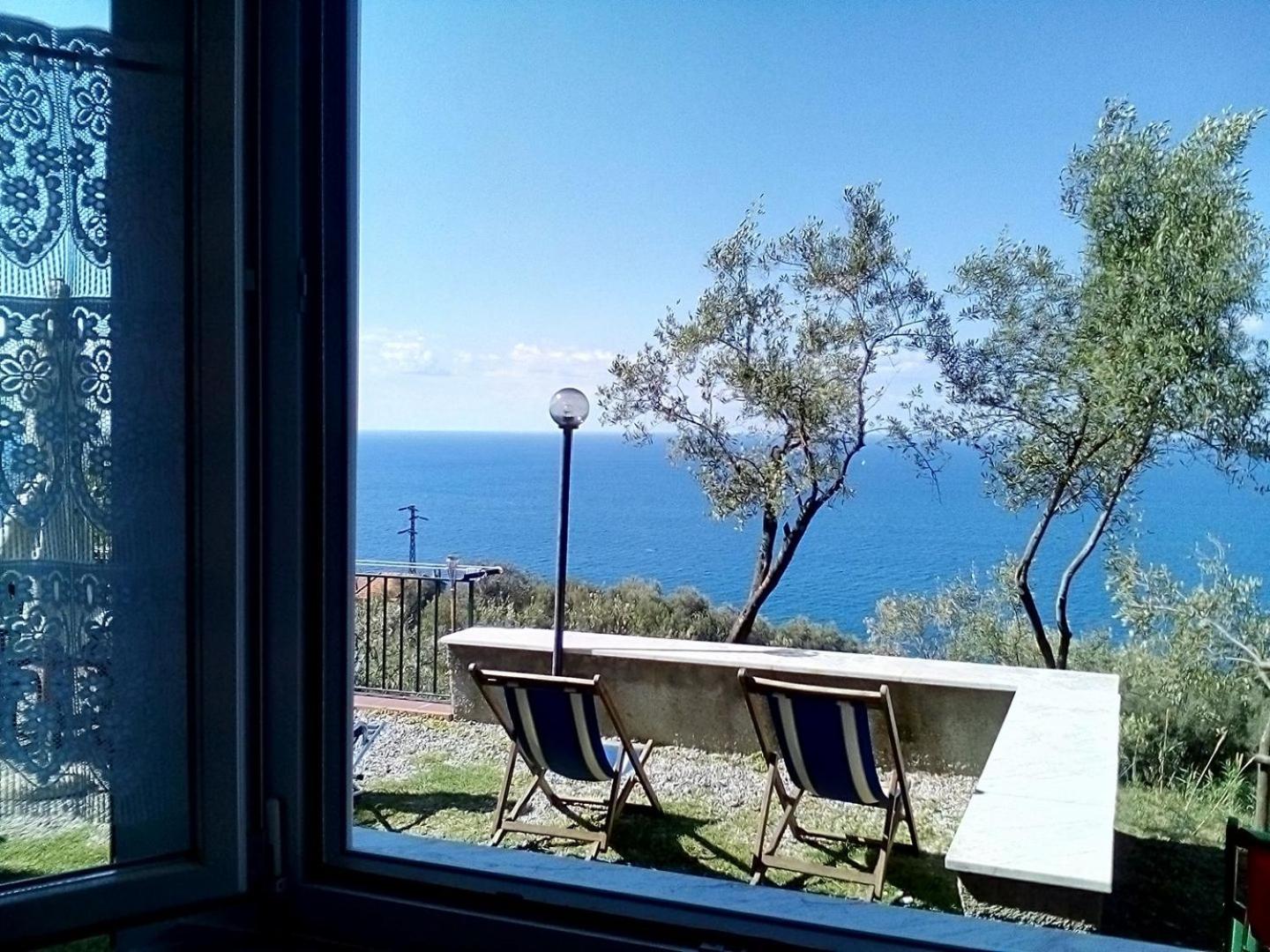 Perla del Levante Hostel