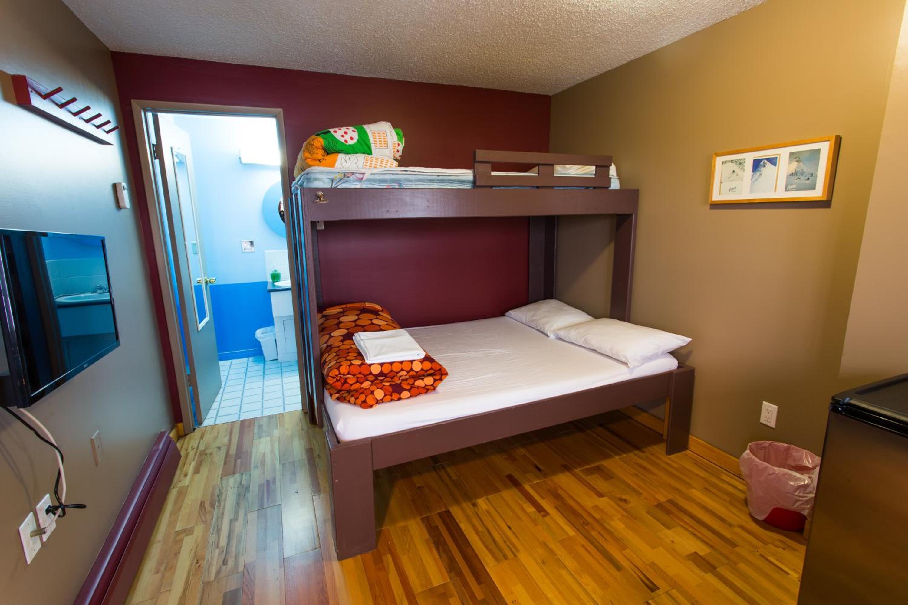 Fernie Vacations - The Raging Elk Adventure Lodging - Property Image 6