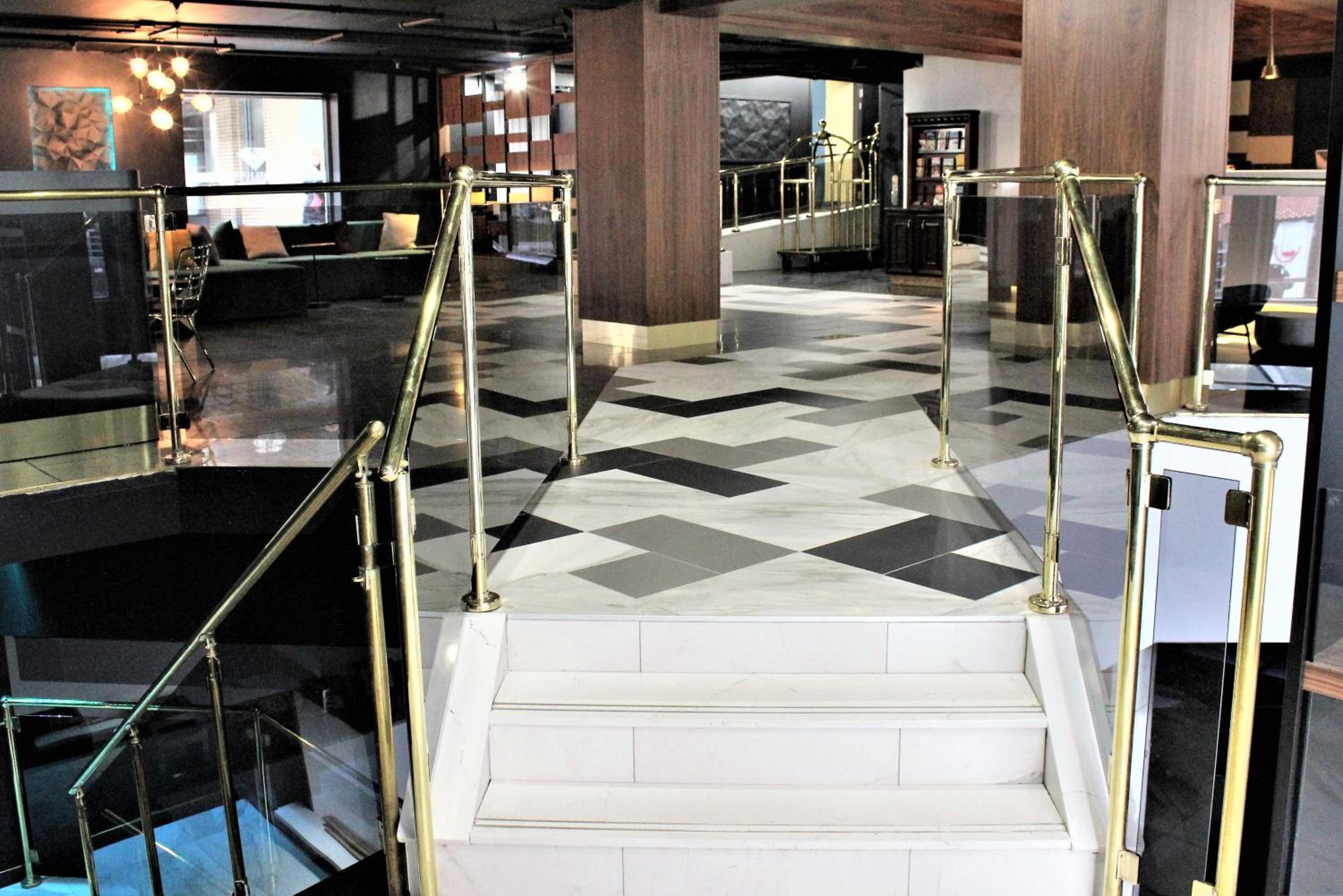 LELUX Hotel-1