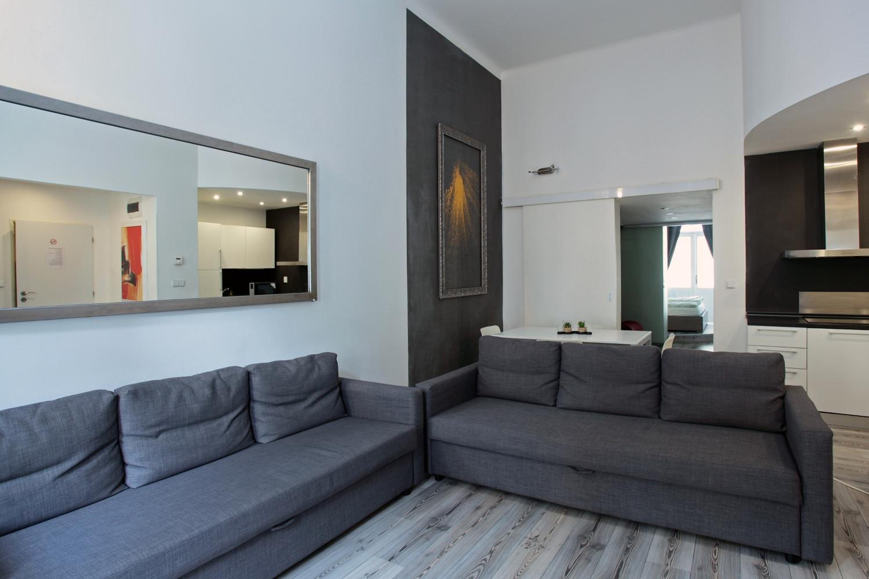 Apartment House - The Modern Flat