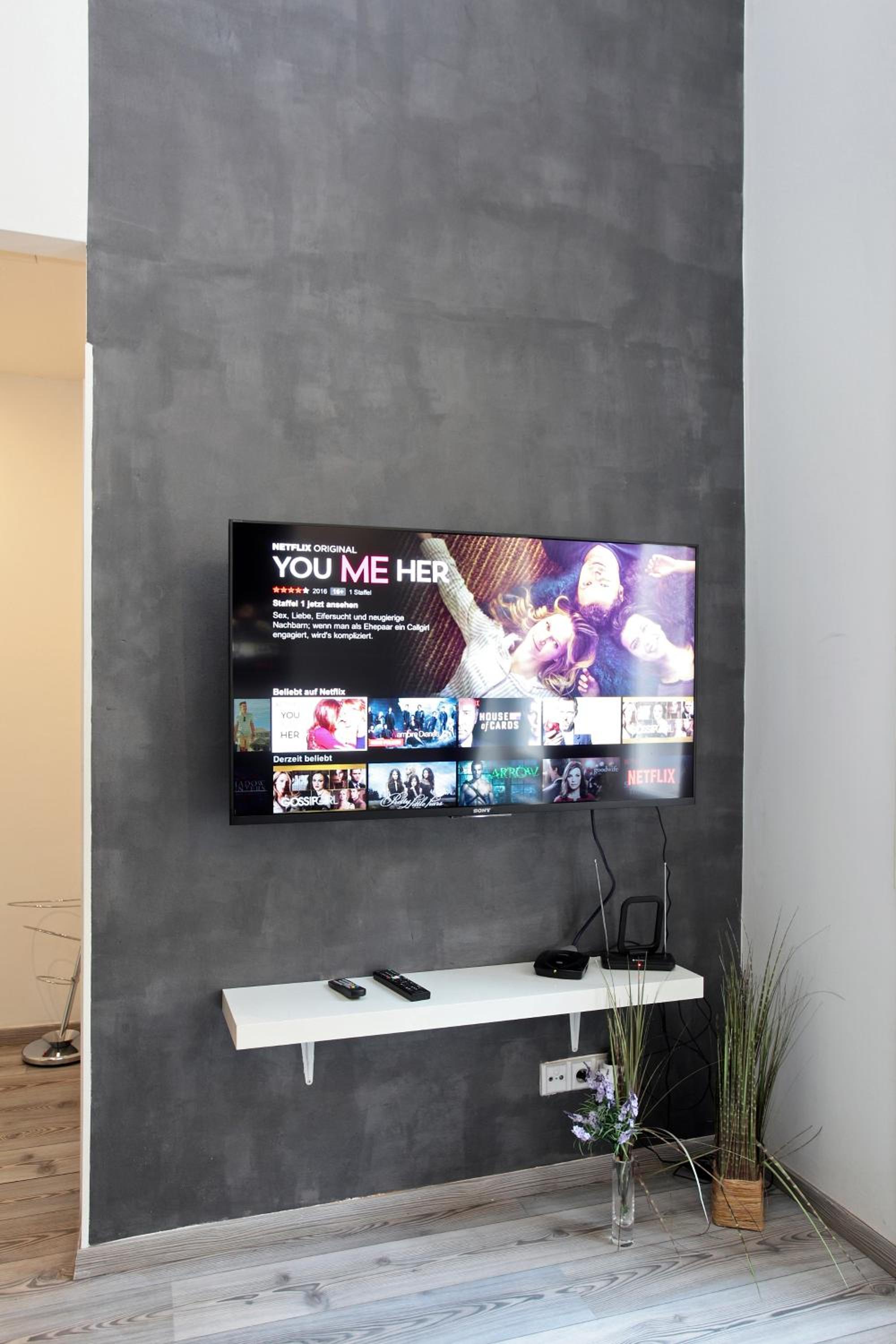 Apartment House - The Modern Flat