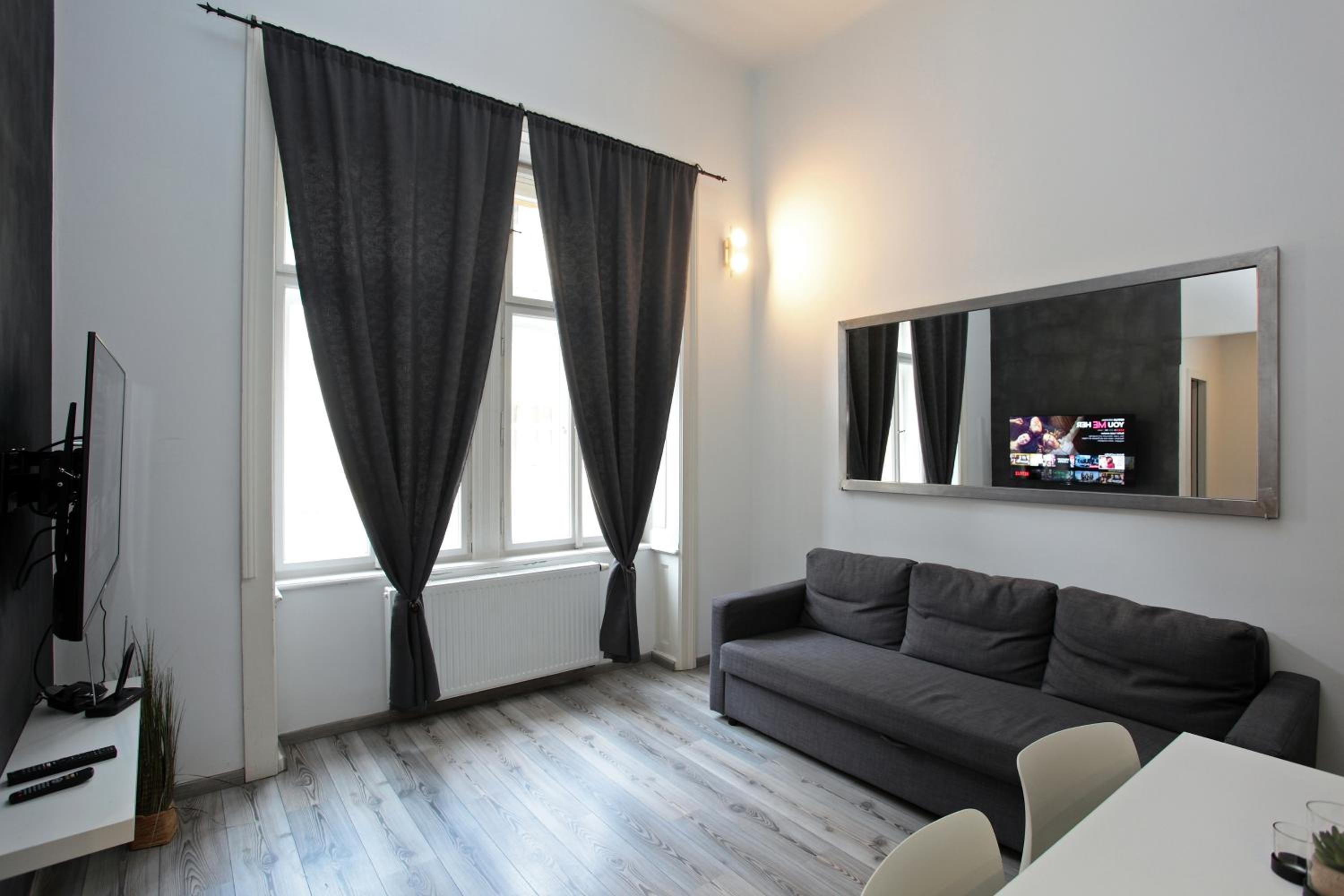 Apartment House - The Modern Flat