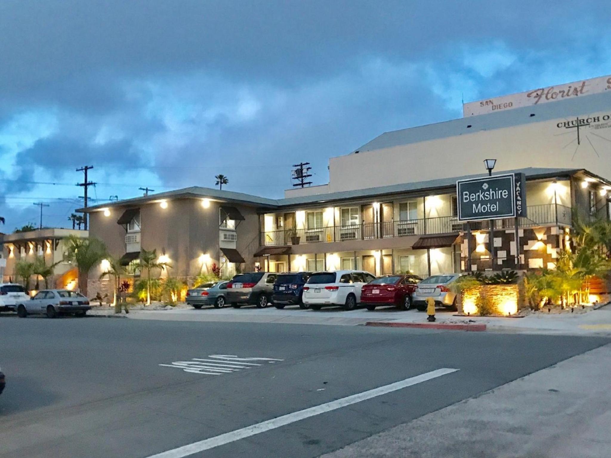 Berkshire Motor Hotel