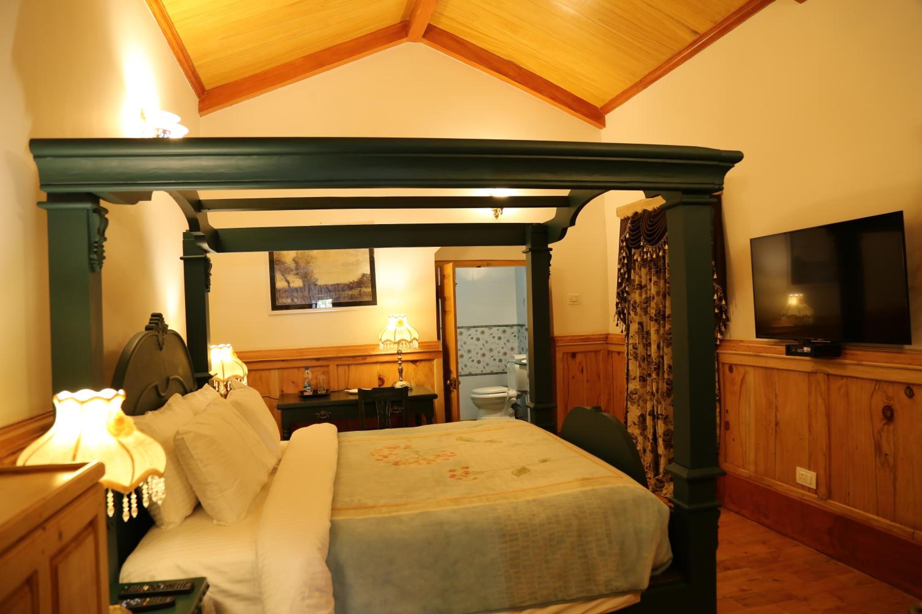 West Downs - The Heritage Resort