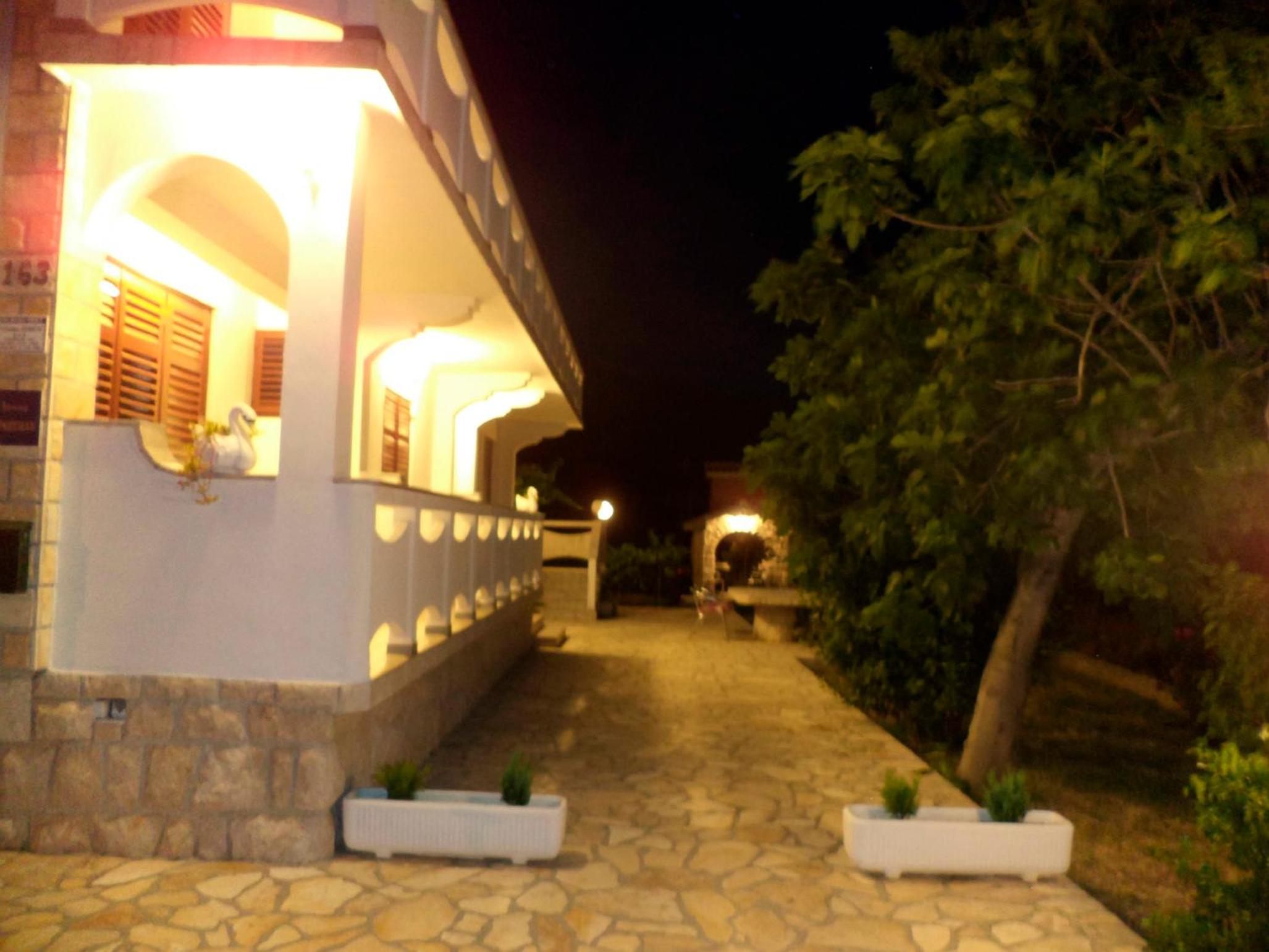 Photo 46
