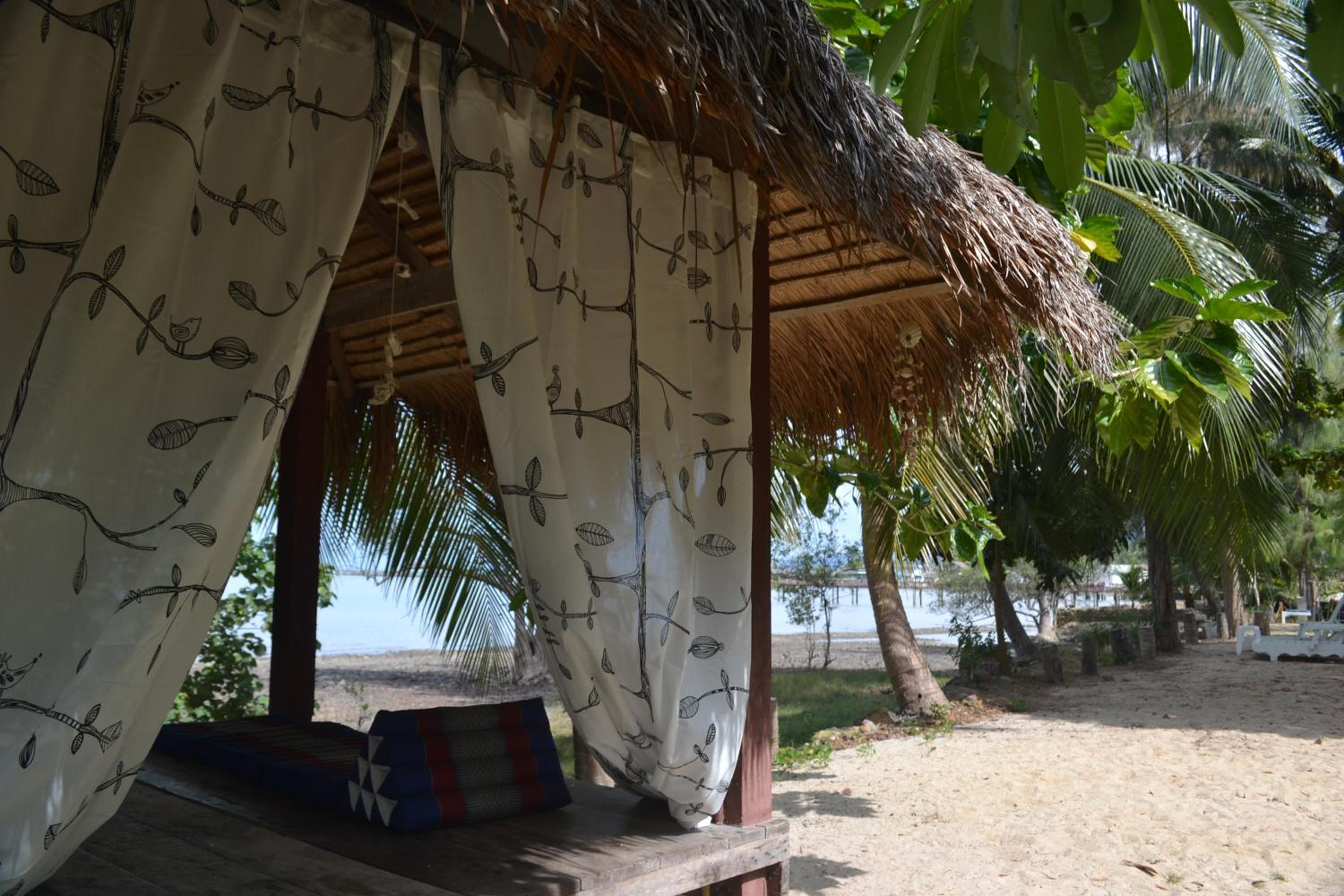 Baan Chid Talay