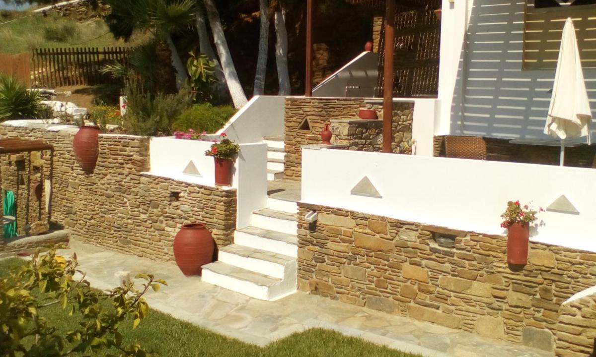 Myrtia Studios