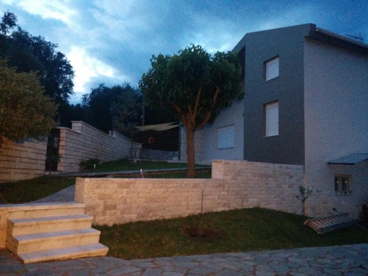 Villada