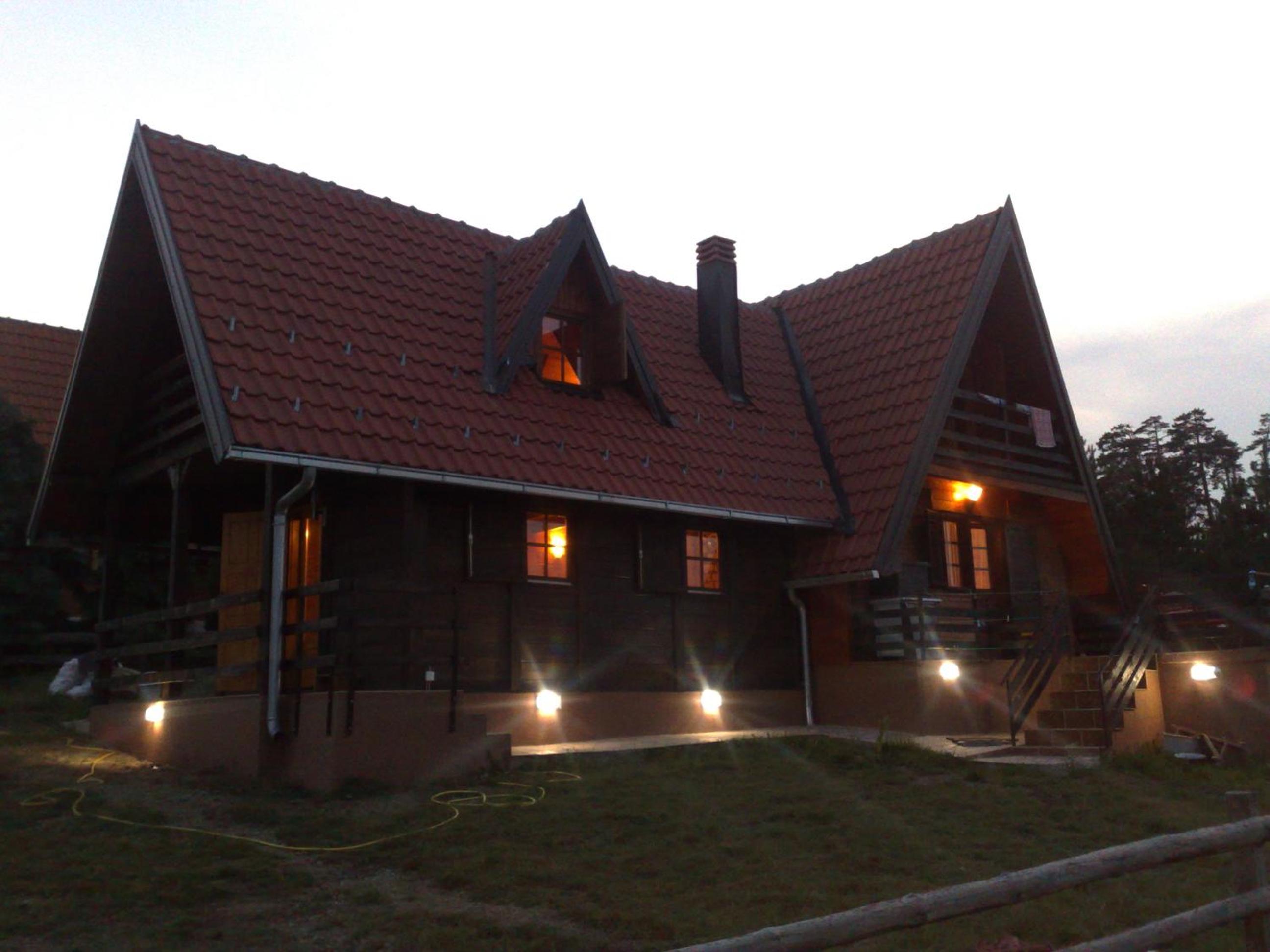 Chalet Four Seasons view 5