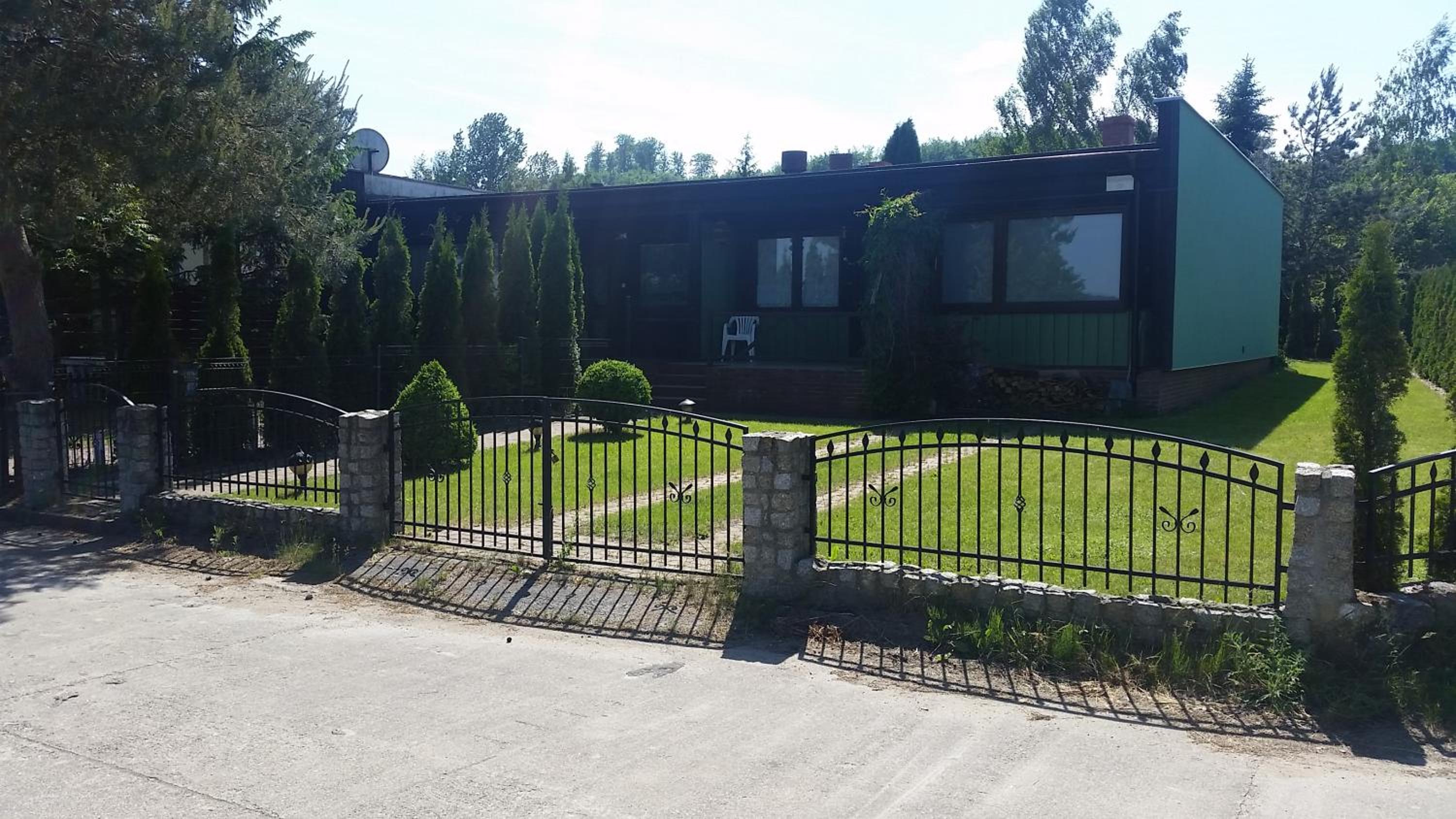 Domek letniskowy nad jeziorem Żarnowieckim - Domek Na Kaszubach - NADOLE view 3