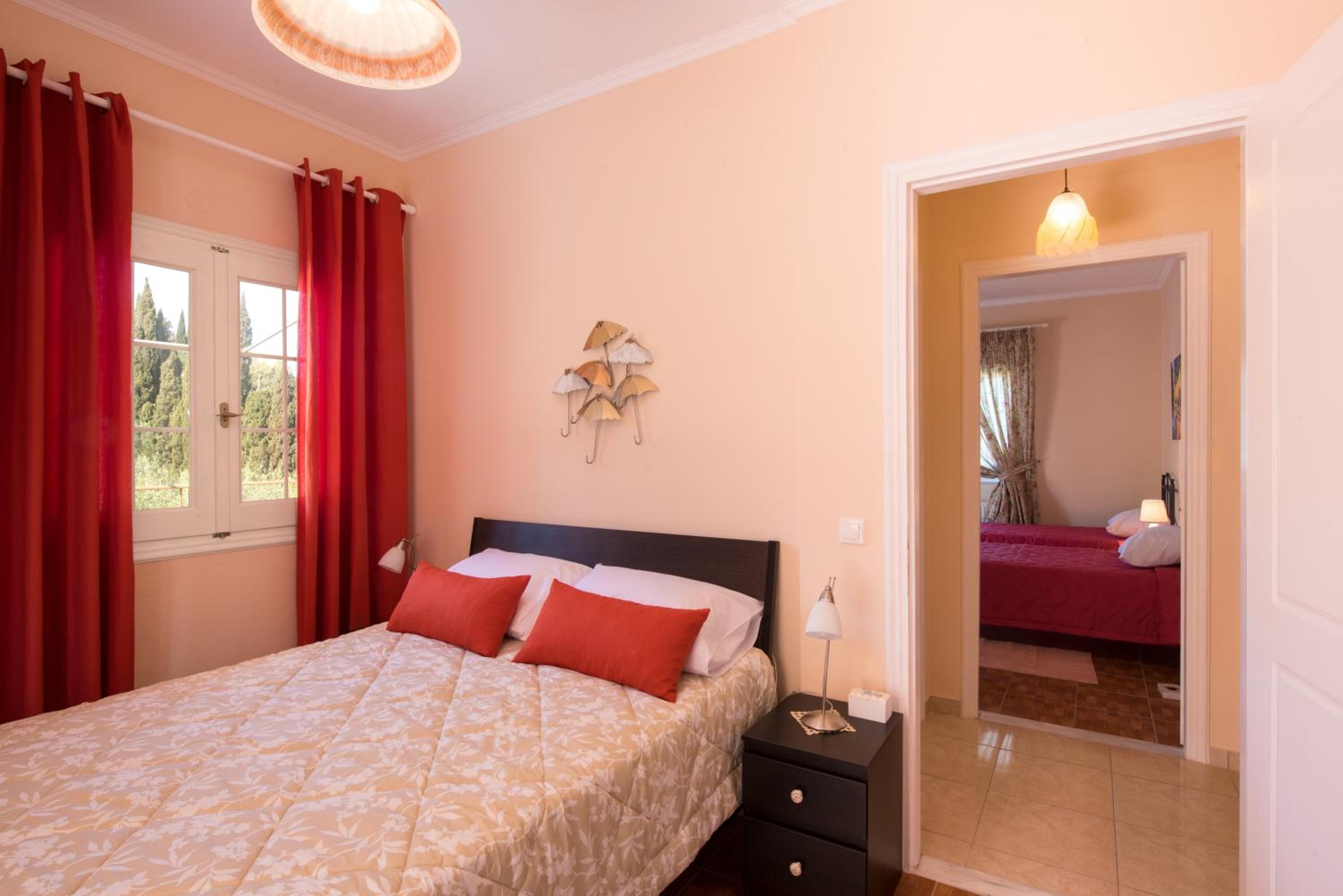 Photo 34