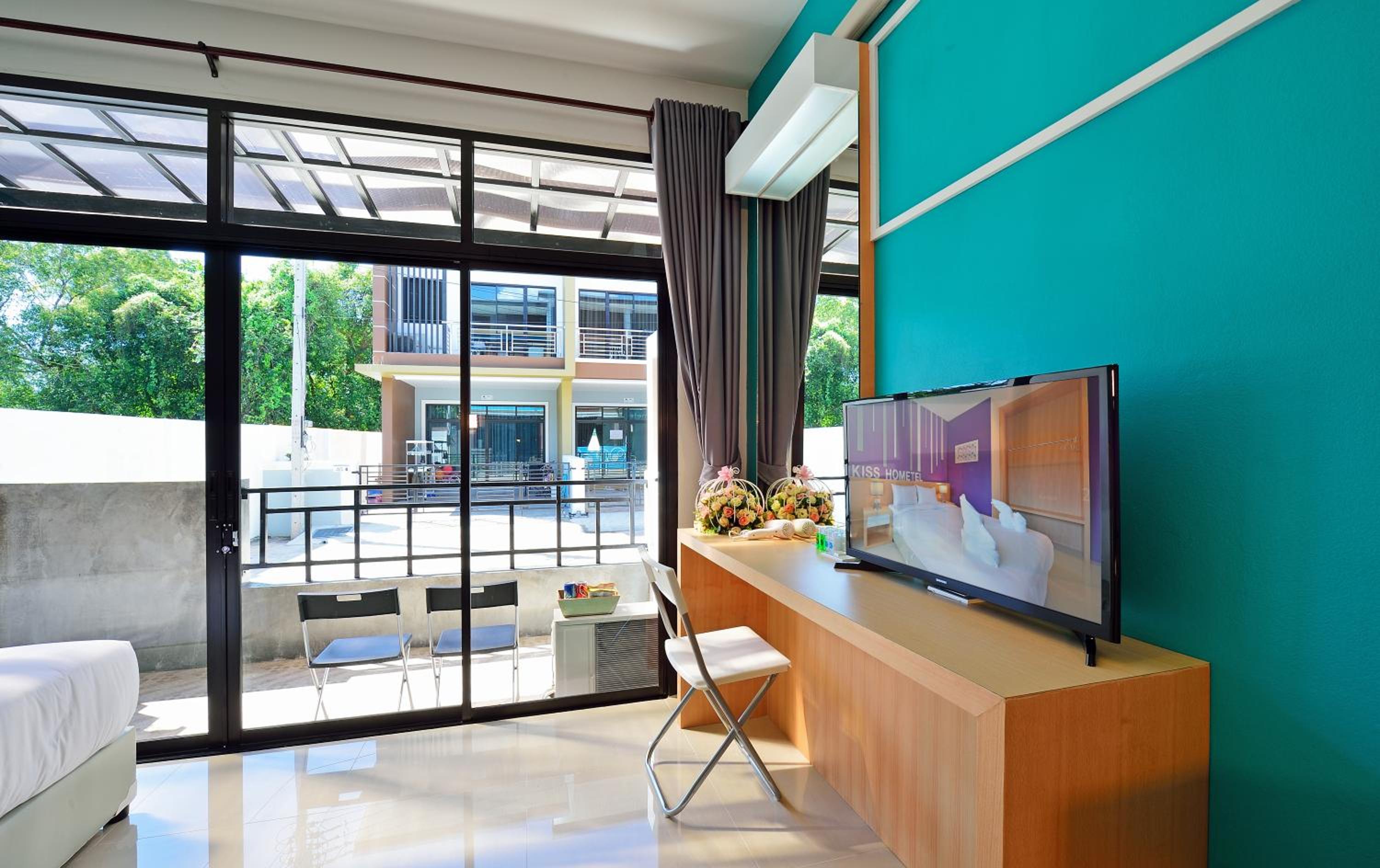 Kiss Hometel view 5