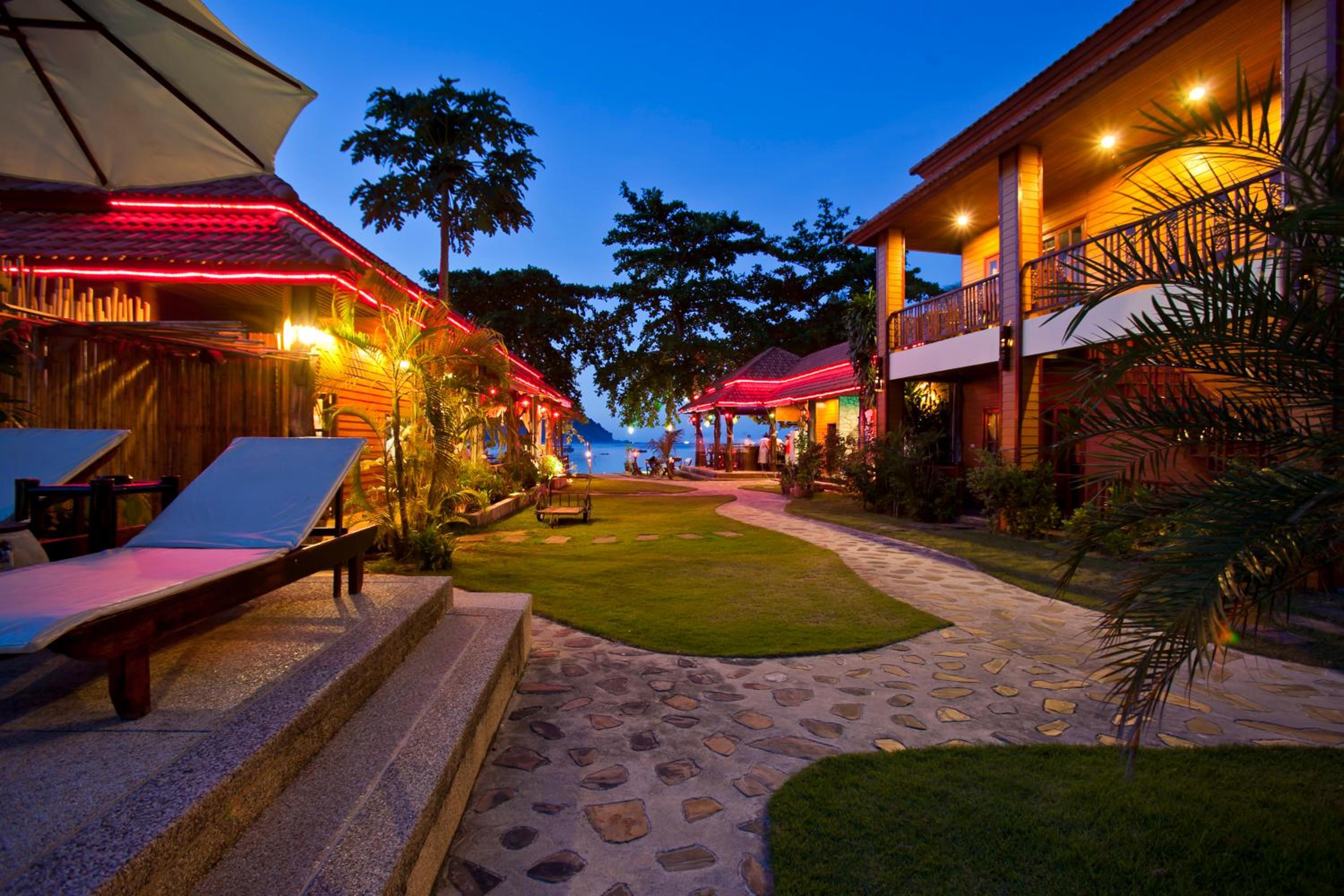 Havana Beach Resort Phangan view 4