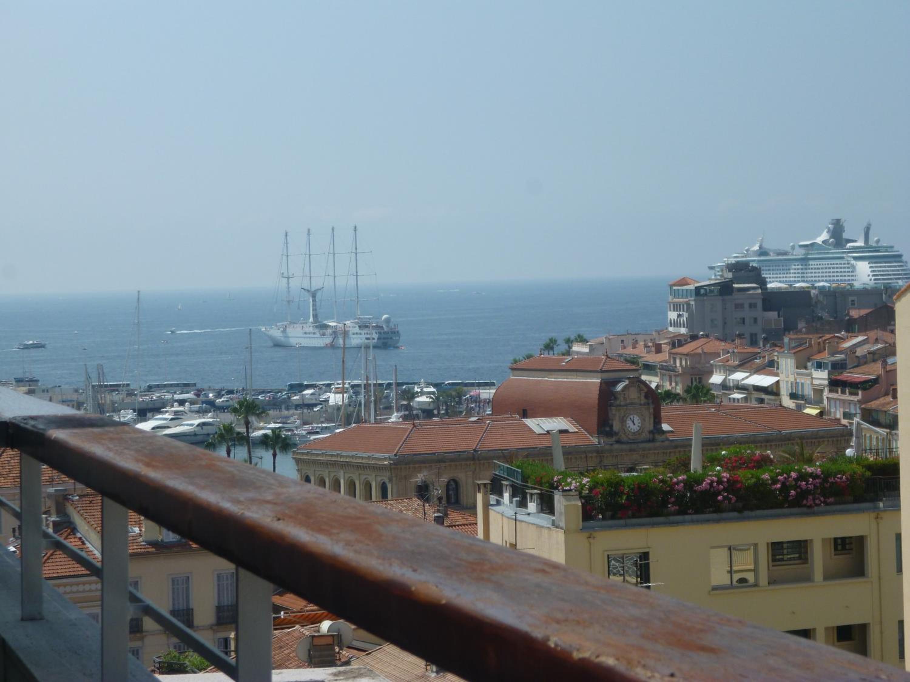 Hotel Résidence Le Président - Forville - Image 1