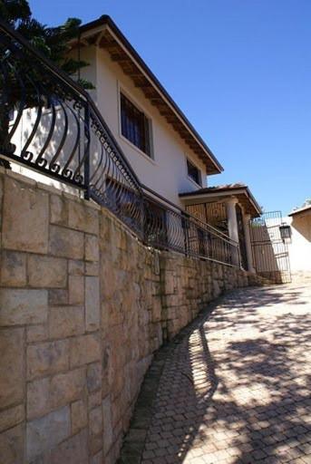 Photo 27