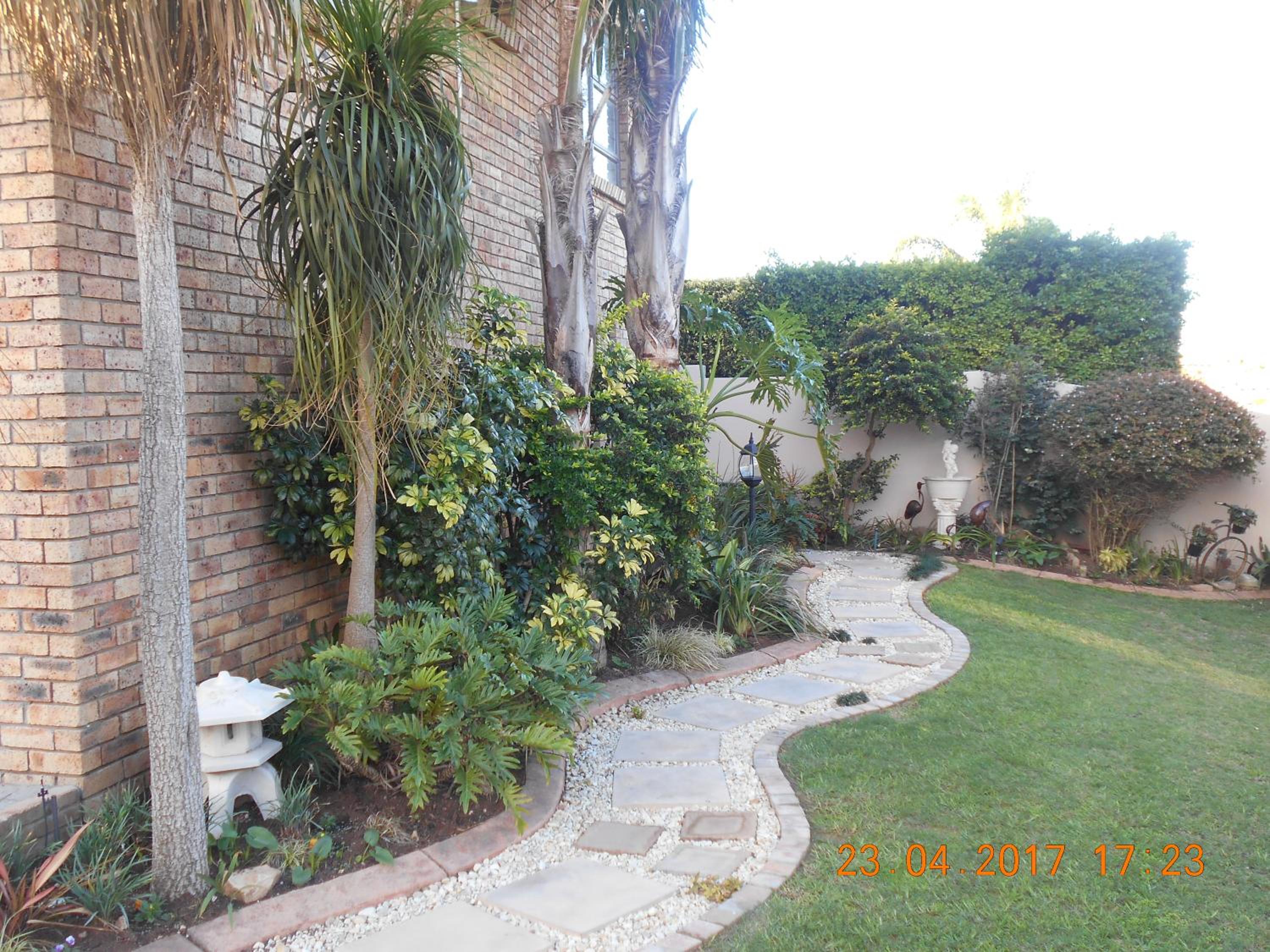 Photo 24