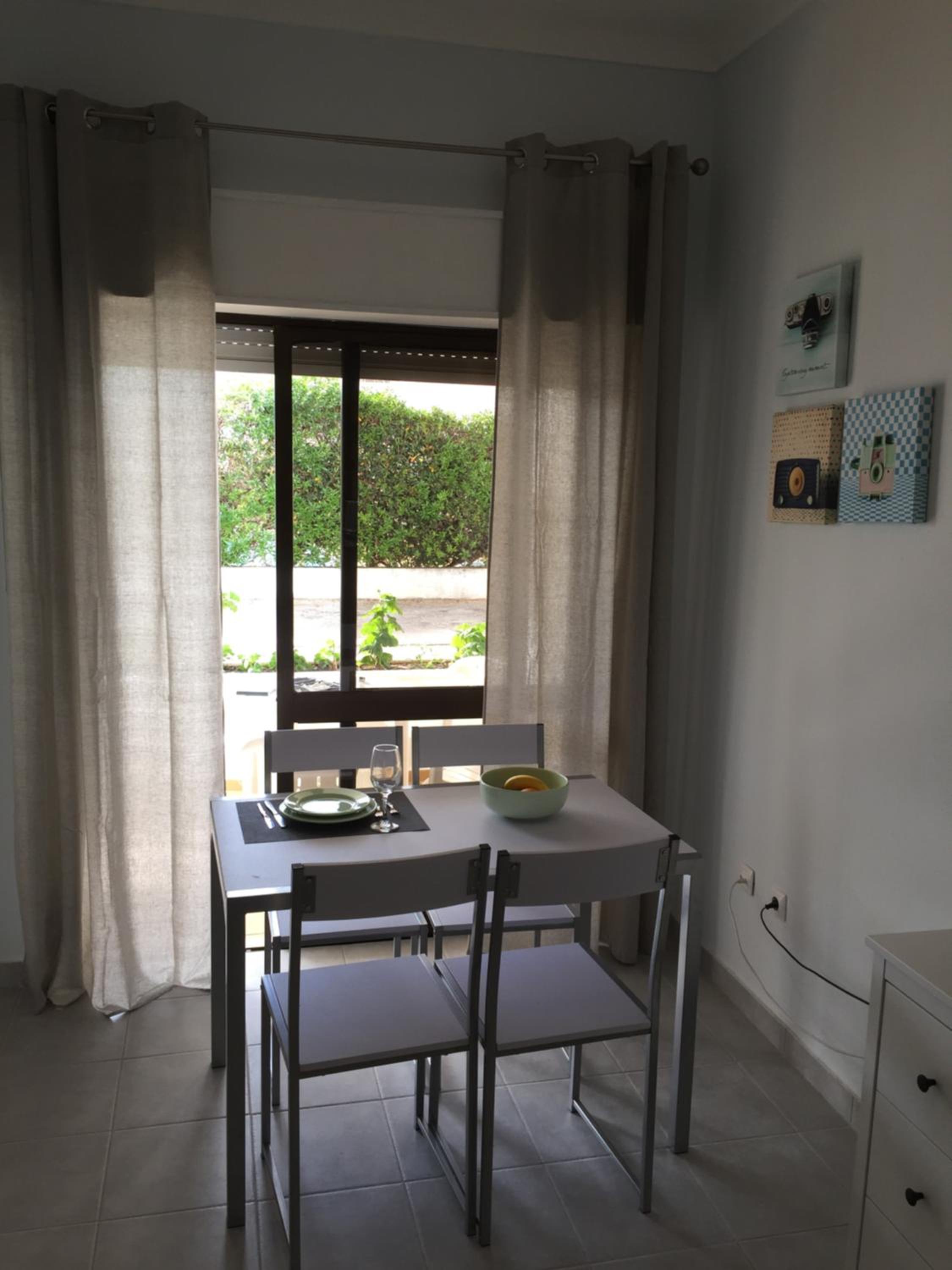 Fully Renovated Studio photo 3