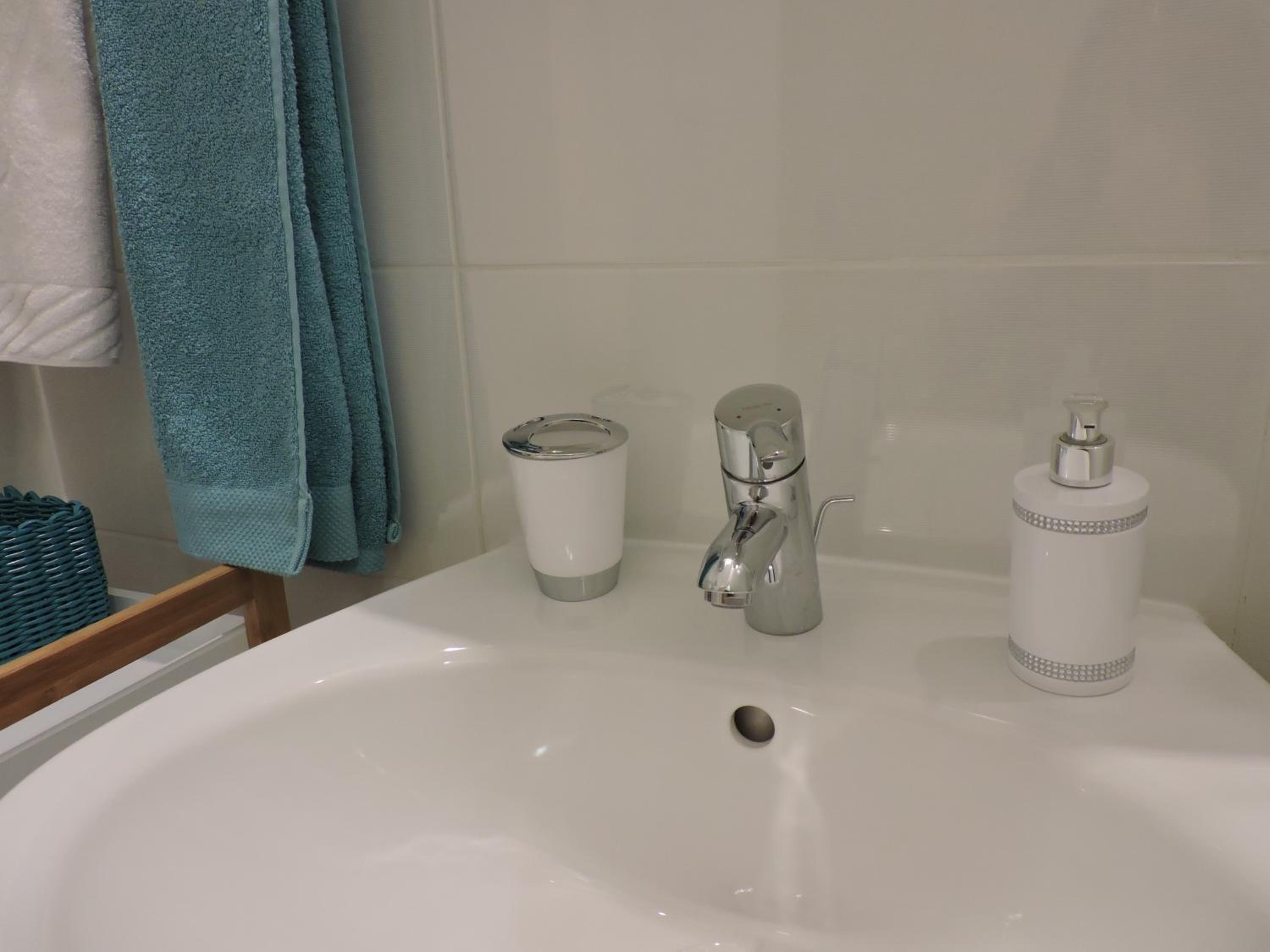 Photo 33