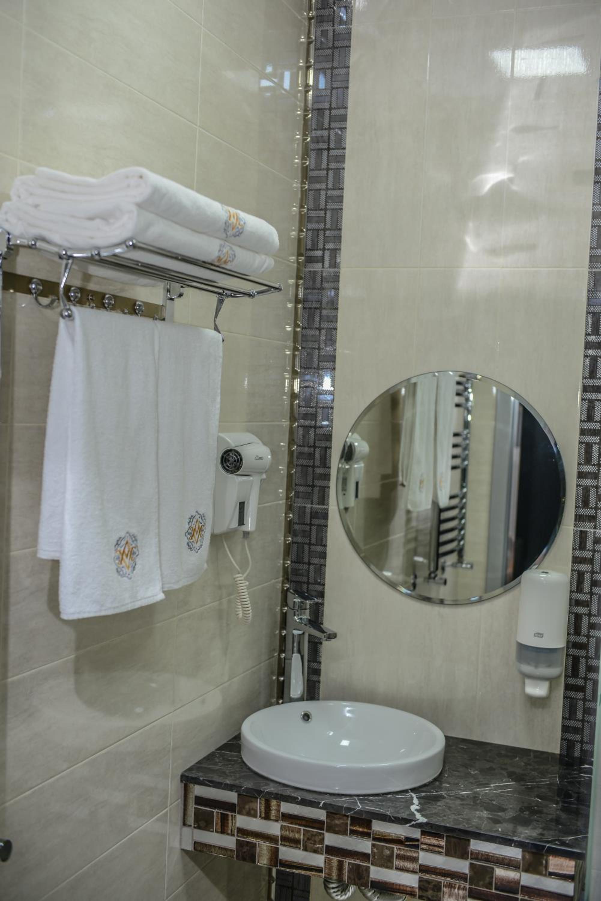 Armada Villa Hotel