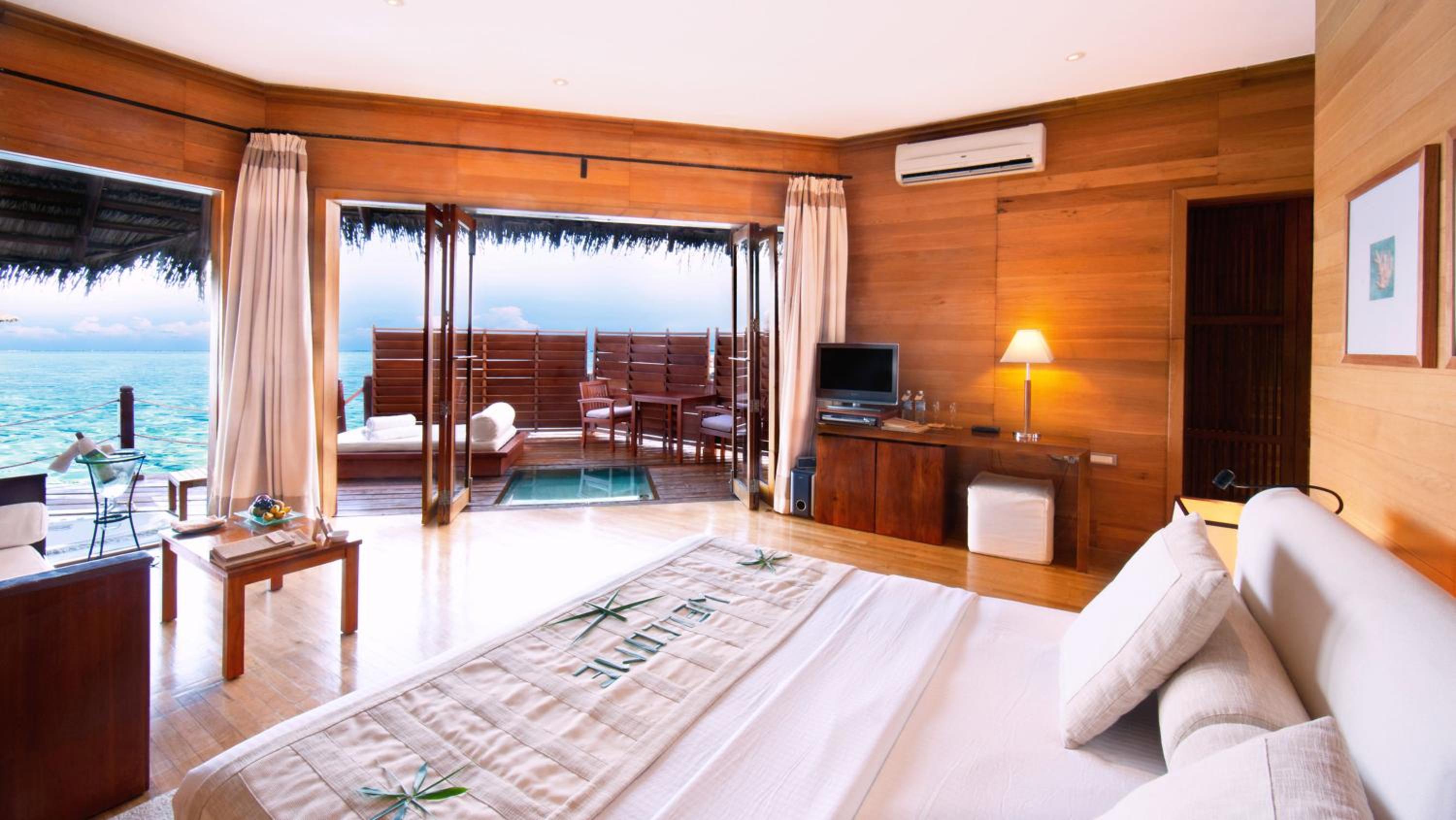 Adaaran Prestige Water Villas - with Dine around Premium All inclusive - 24 hours photo 4