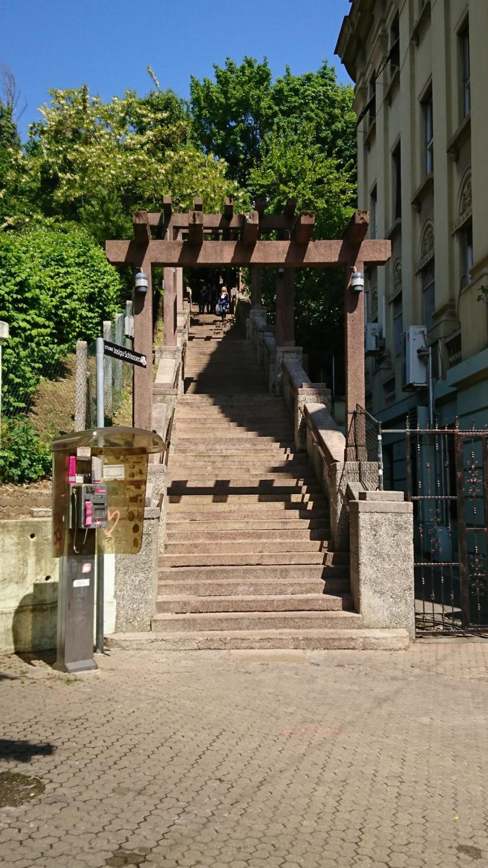B&B Schlosser