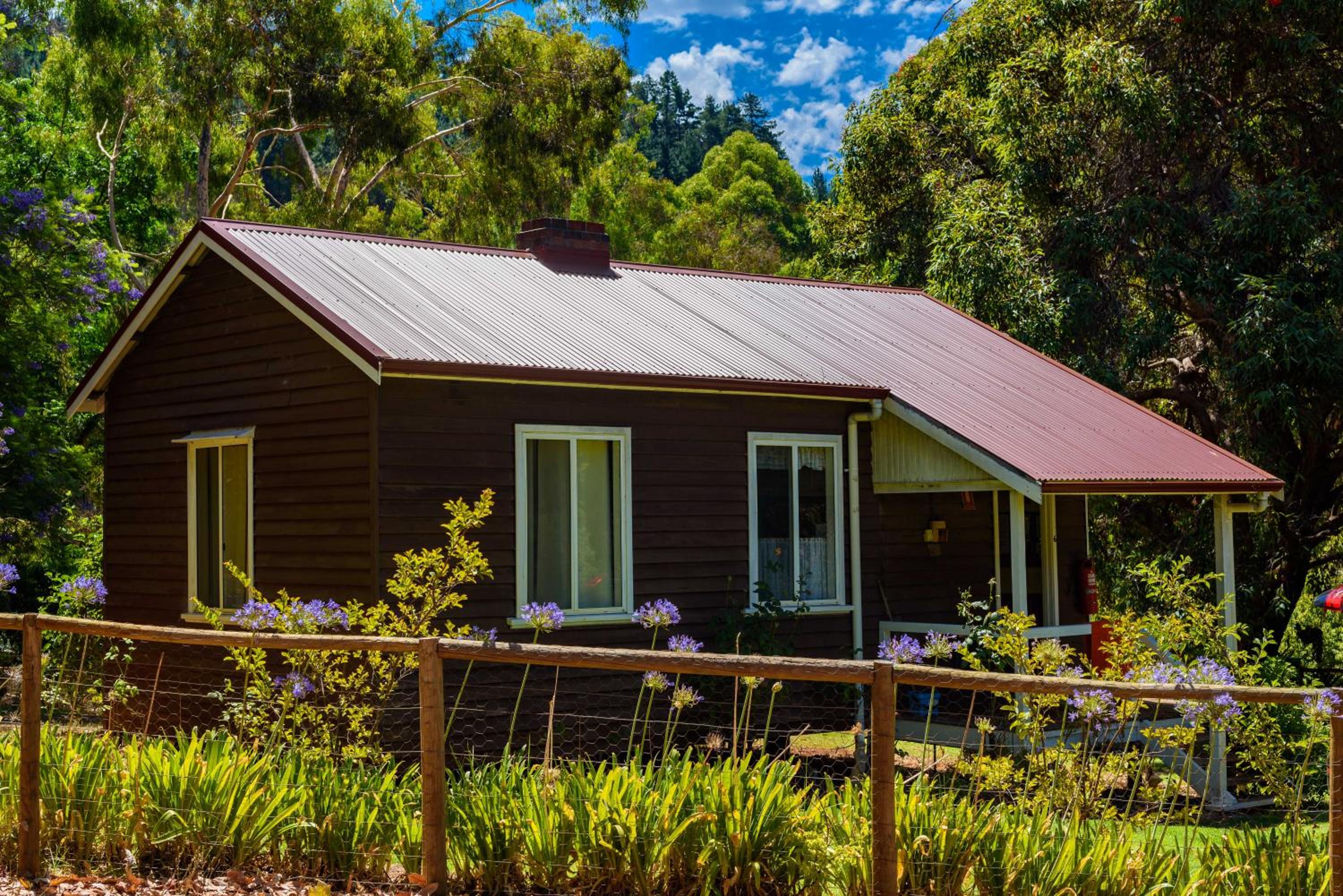 Lewana Cottages