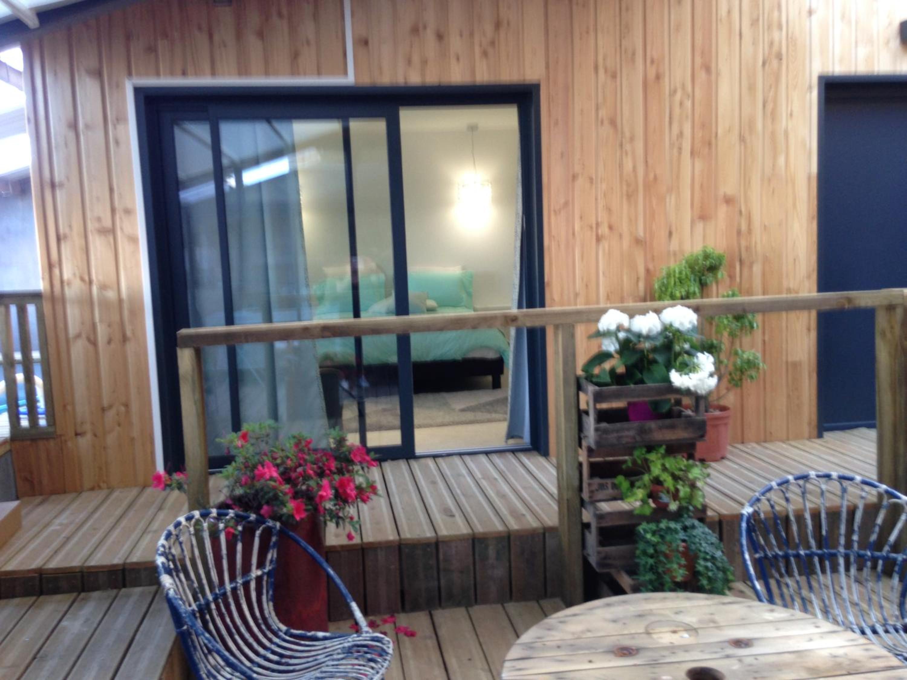 balcony