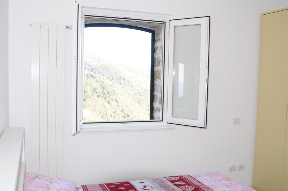 Corniglia - San Bernardino WiFi view 4