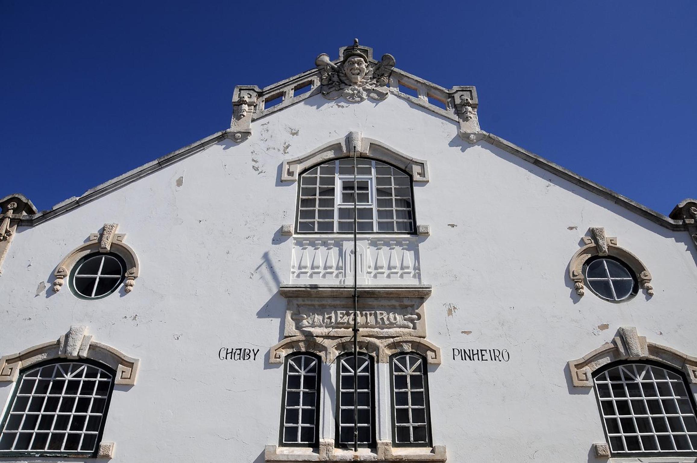 Photo 100