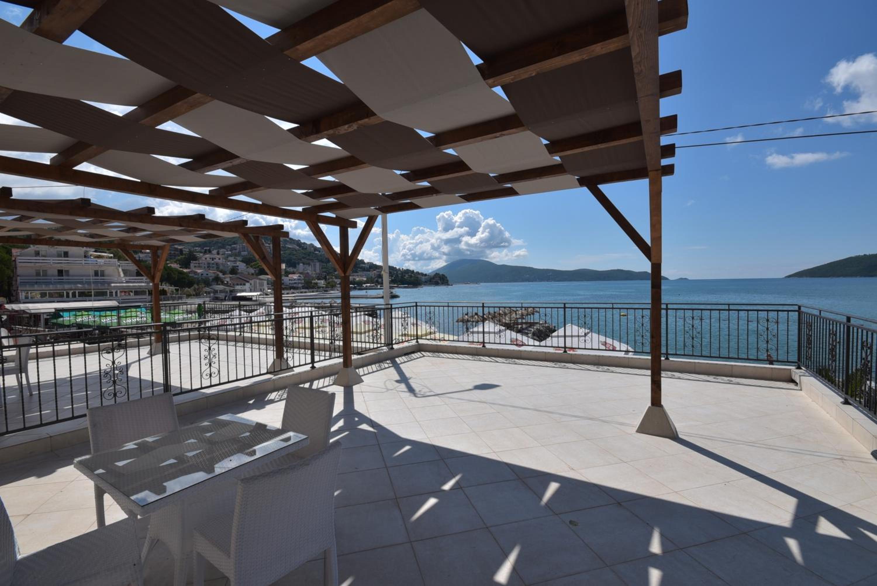 Apartmani Centar Igalo view 2