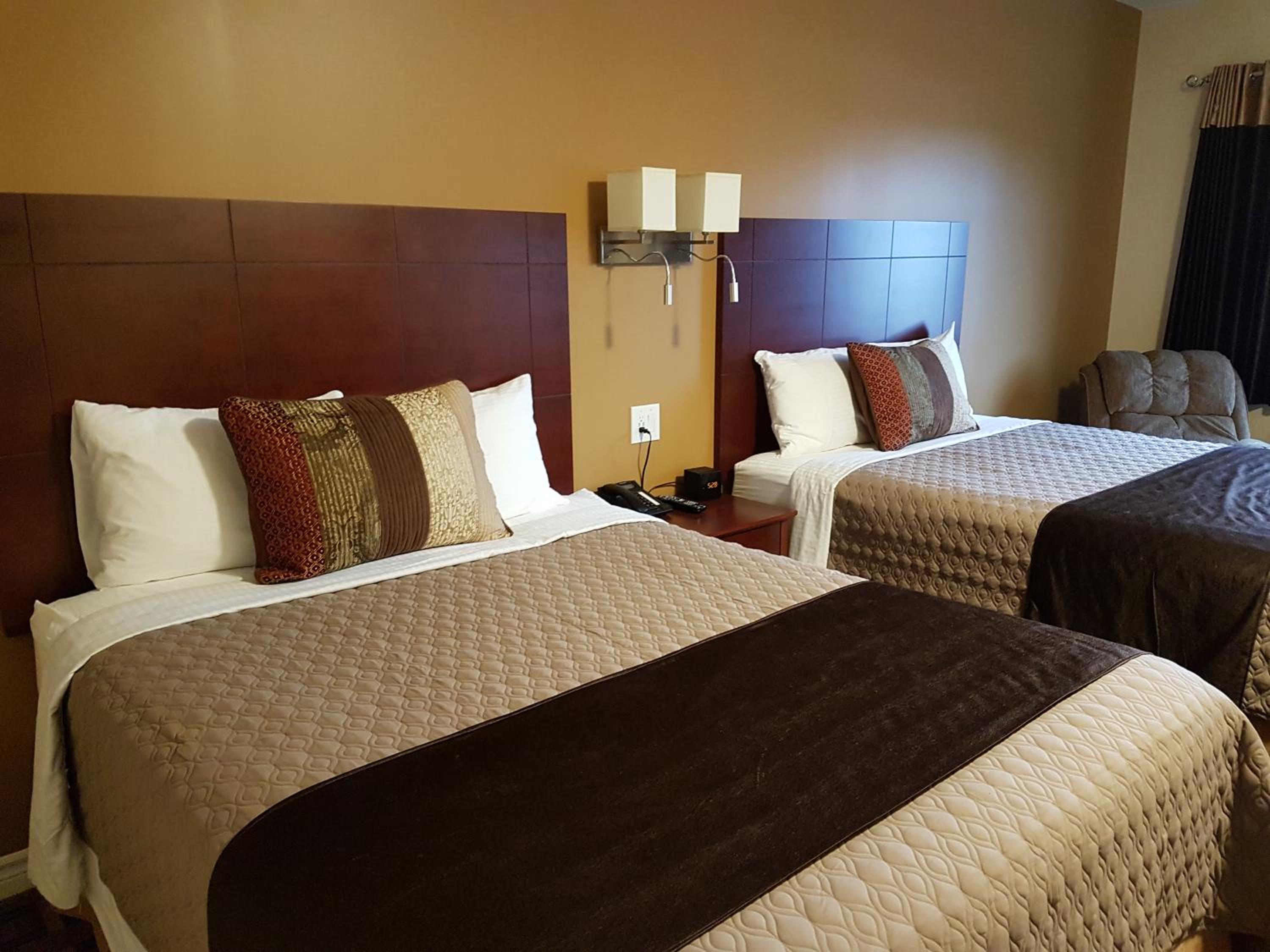 Fox Motor Inn