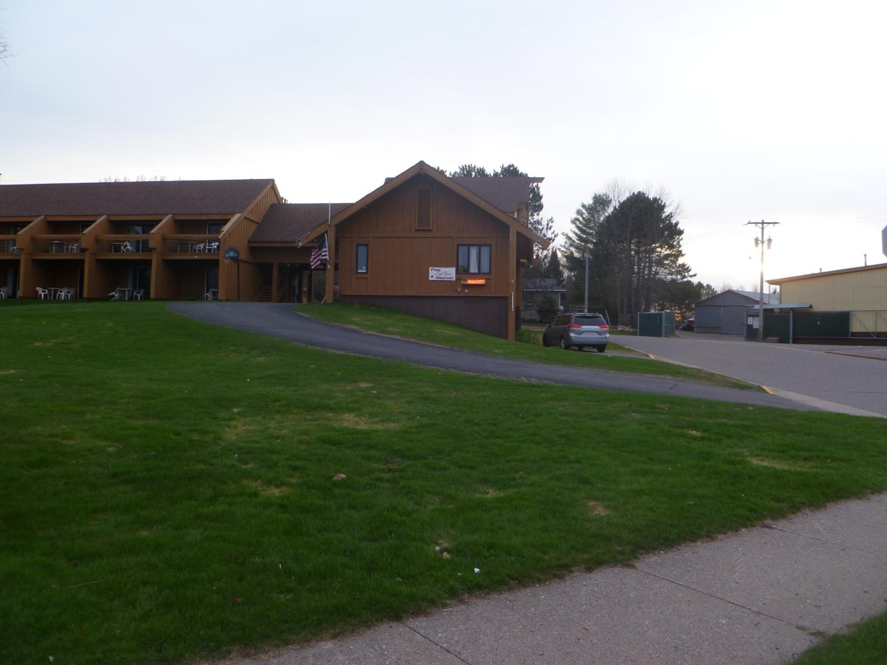 Timber Inn