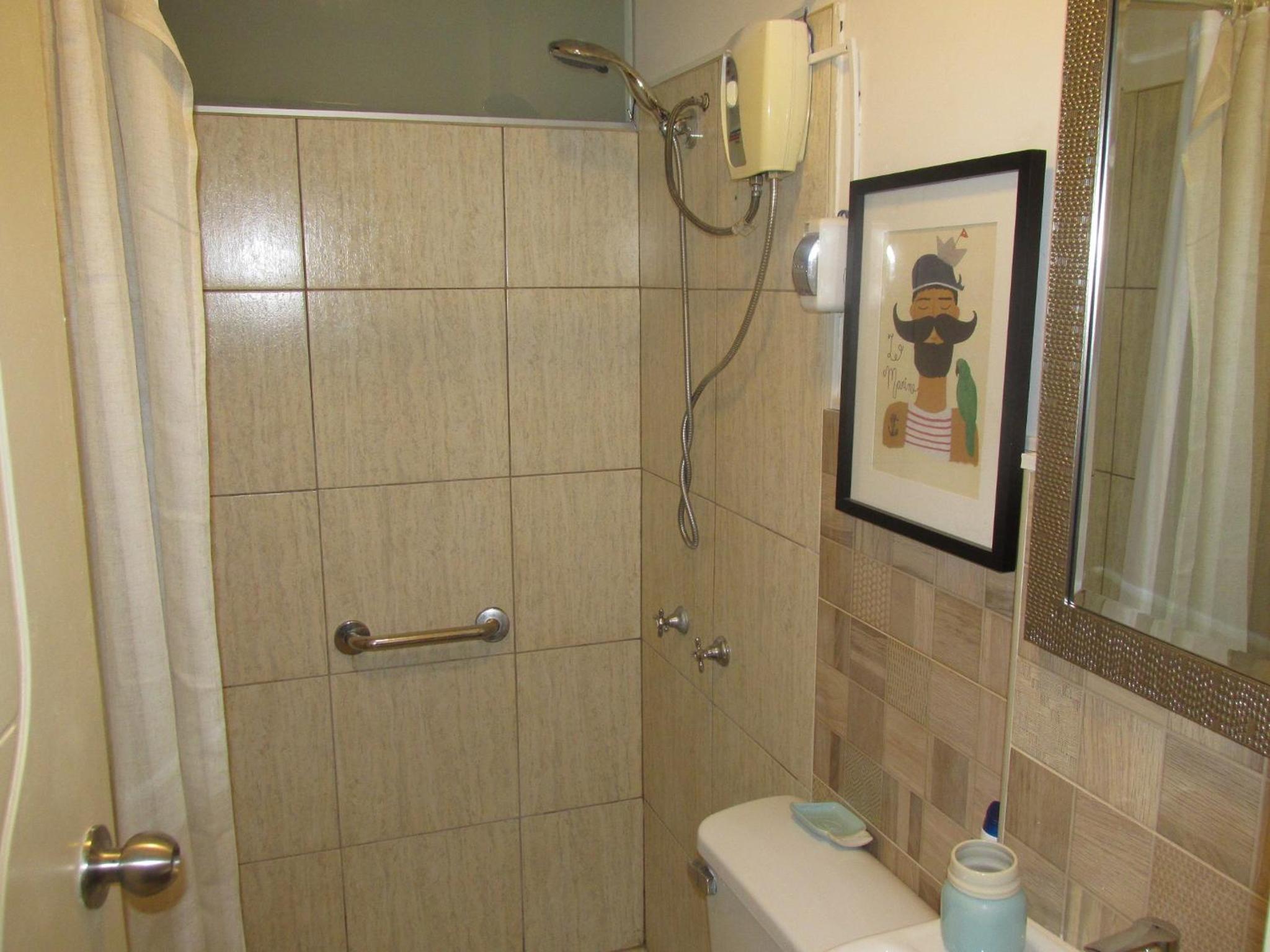 Kangaroo Wasi Airport Bed & Breakfast