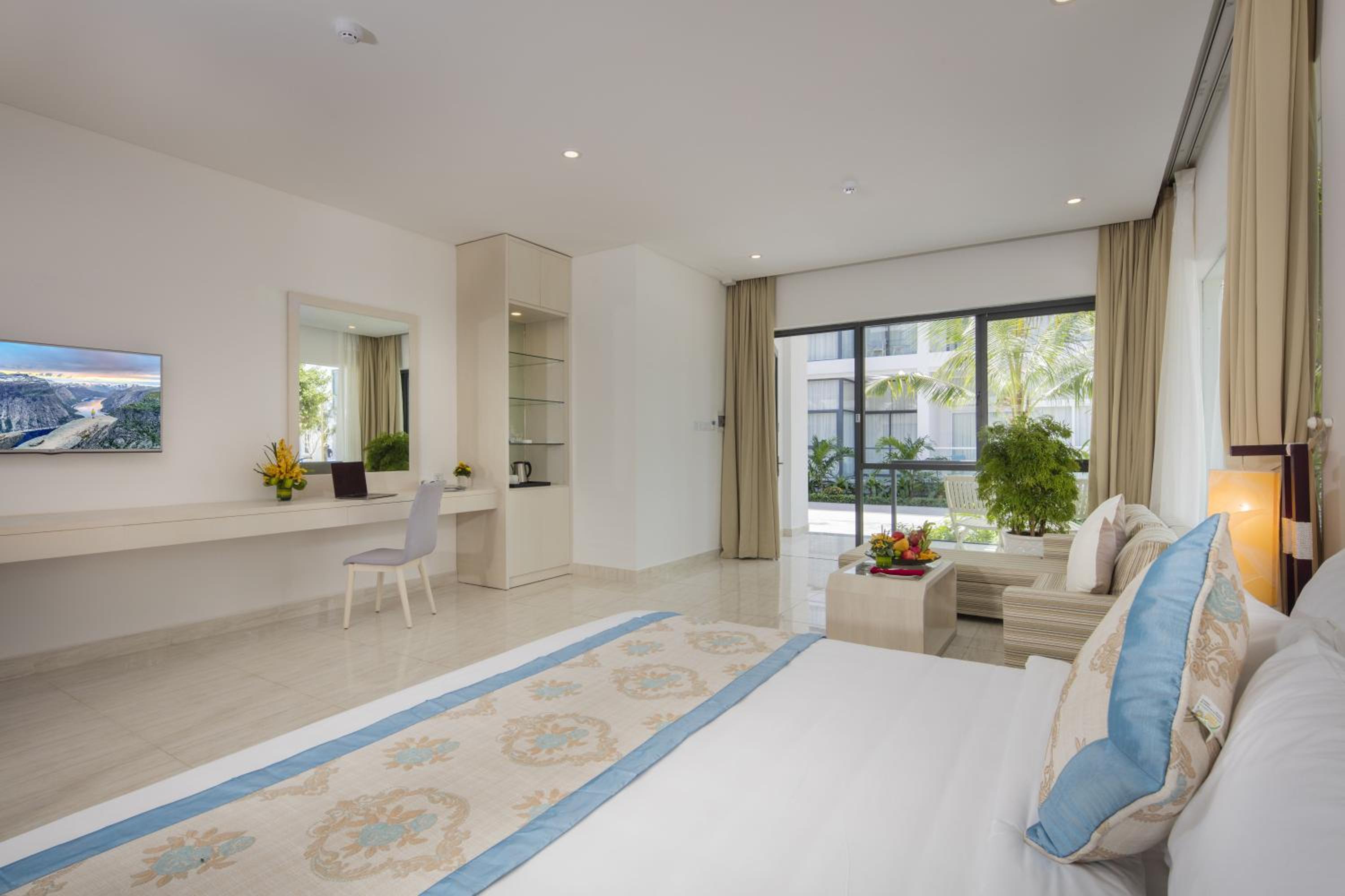CostaBella Resort Nha Trang