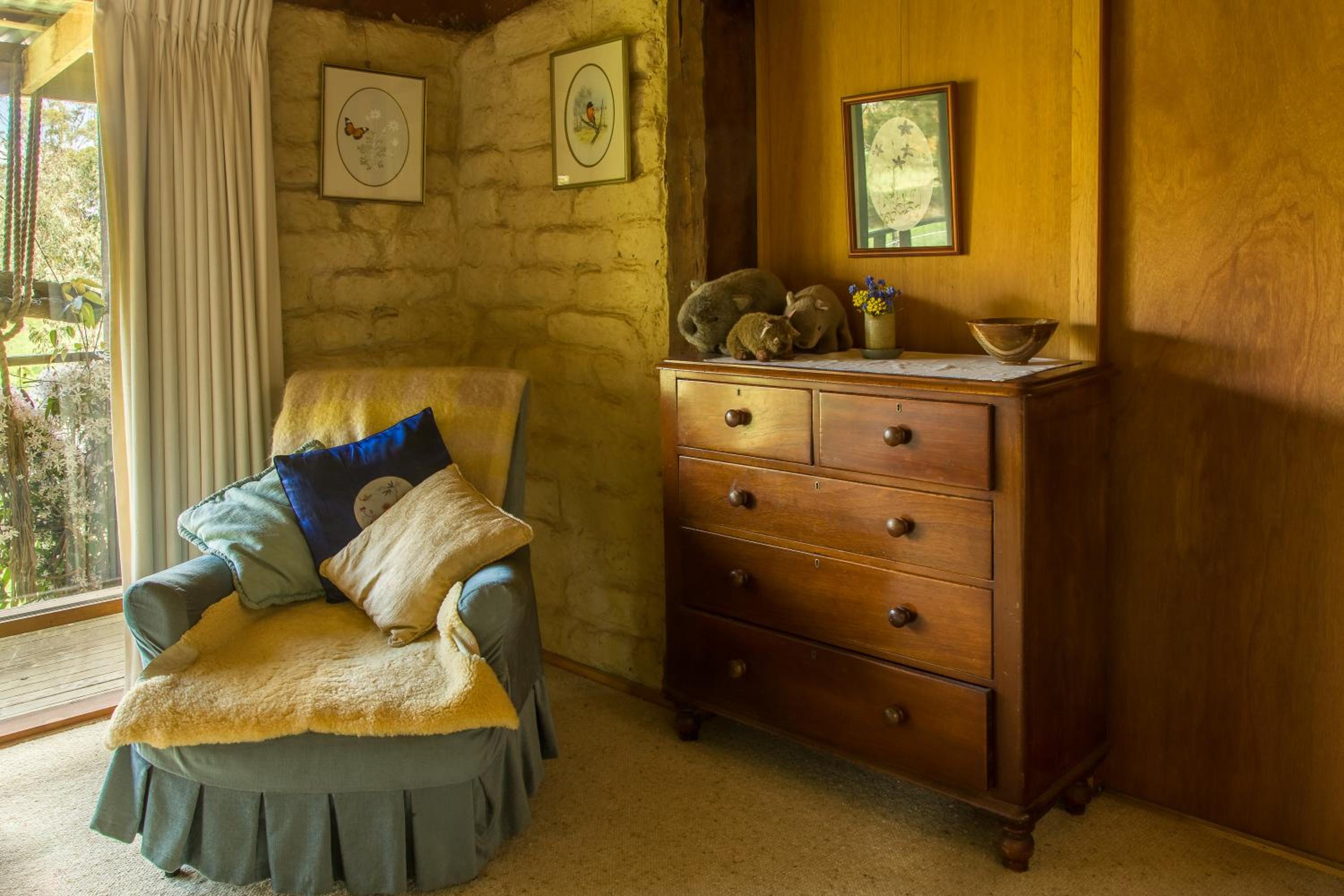 The Burrow at Wombat Bend