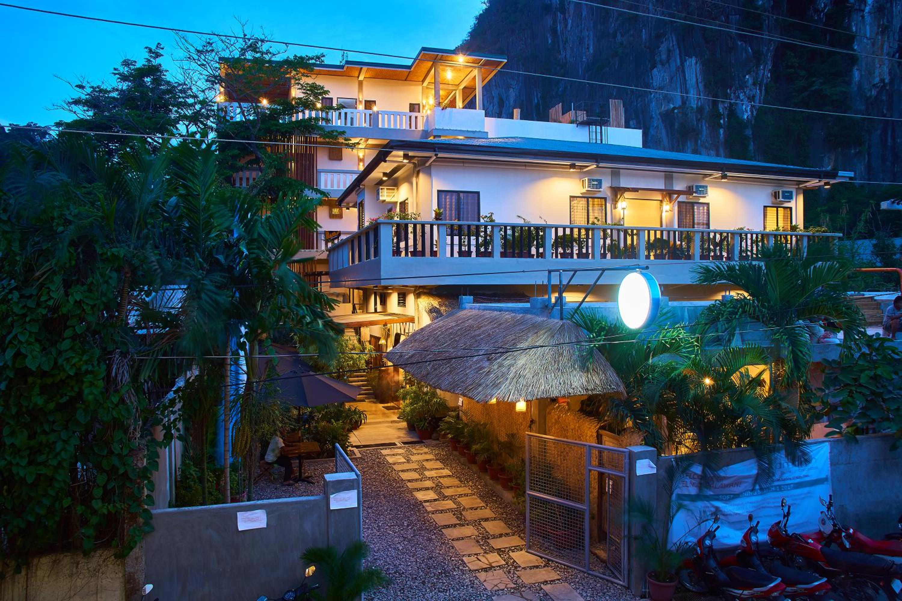 Amakan - El Nido Palawan view 2