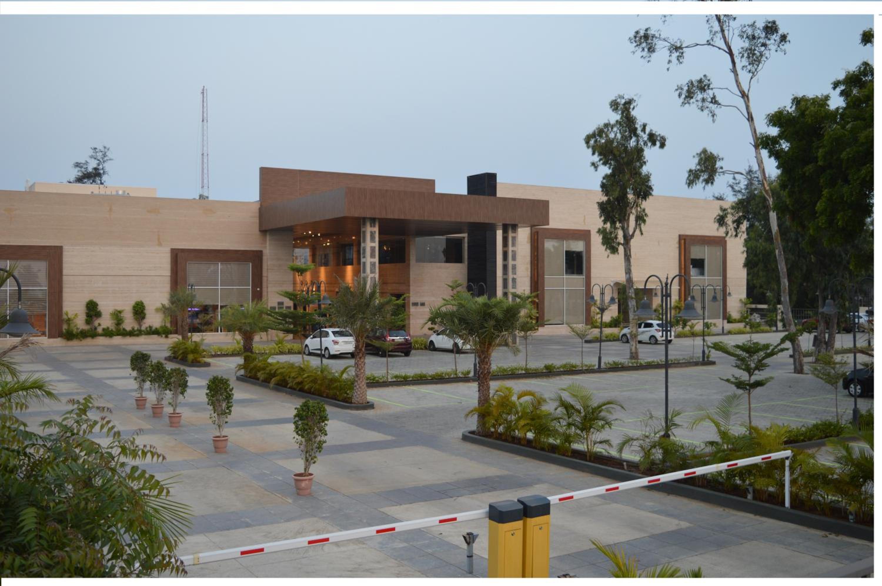 Welcomhotel by ITC Hotels, Kences Palm Beach, Mamallapuram - Image 2